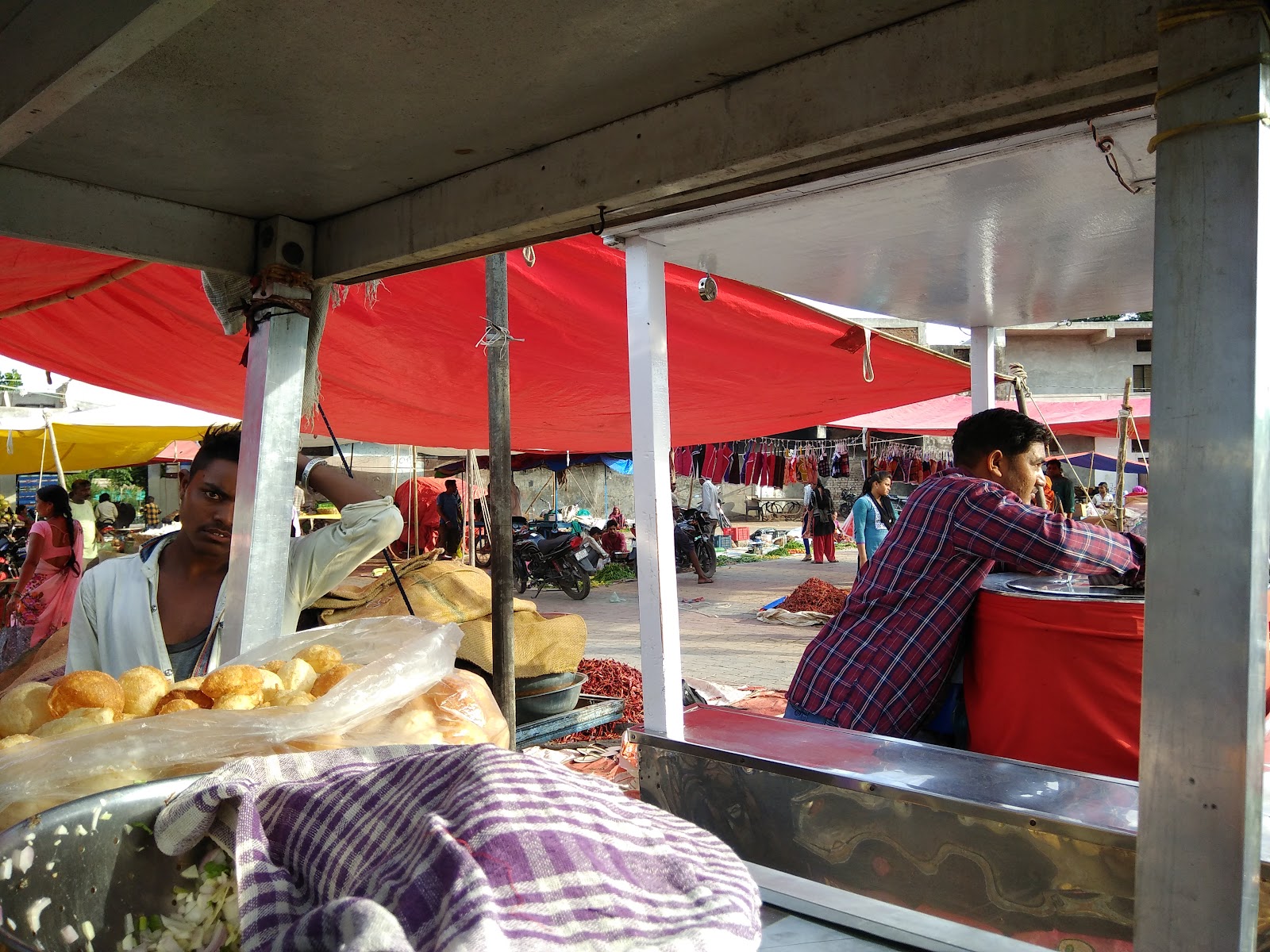 Weekly Tribal Market