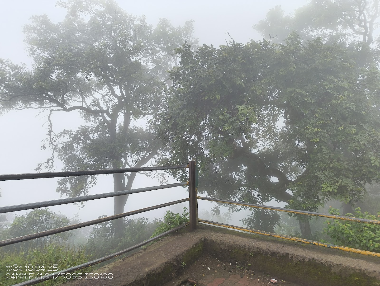 Lendi Lake Viewpoint