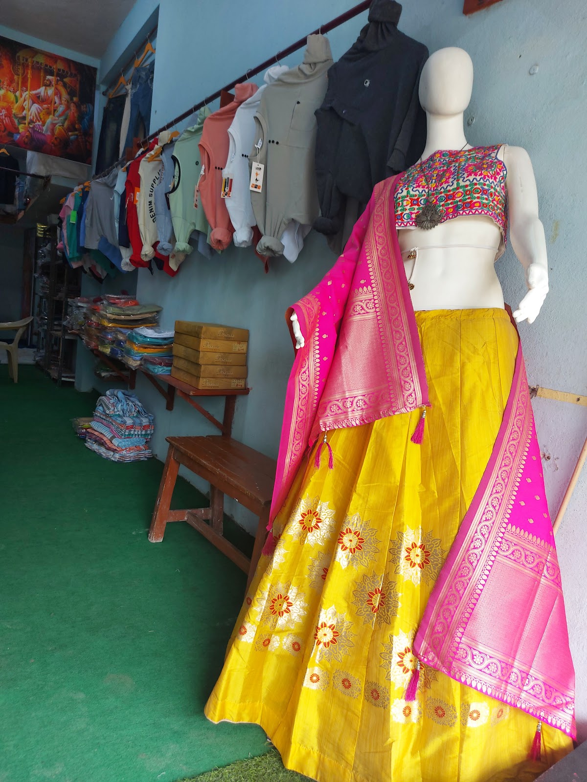 Local Handicraft Shops