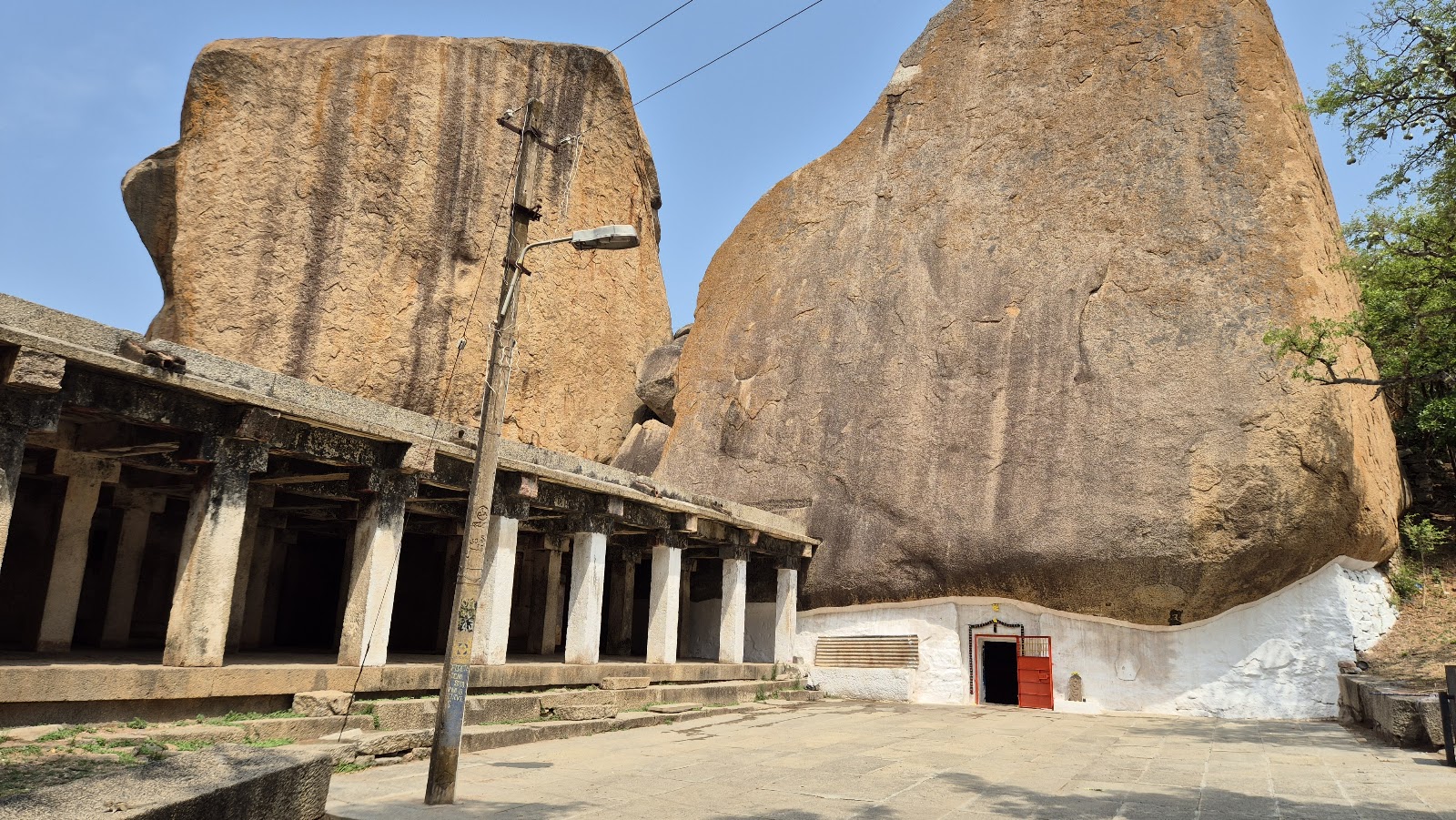 Chandravalli Caves