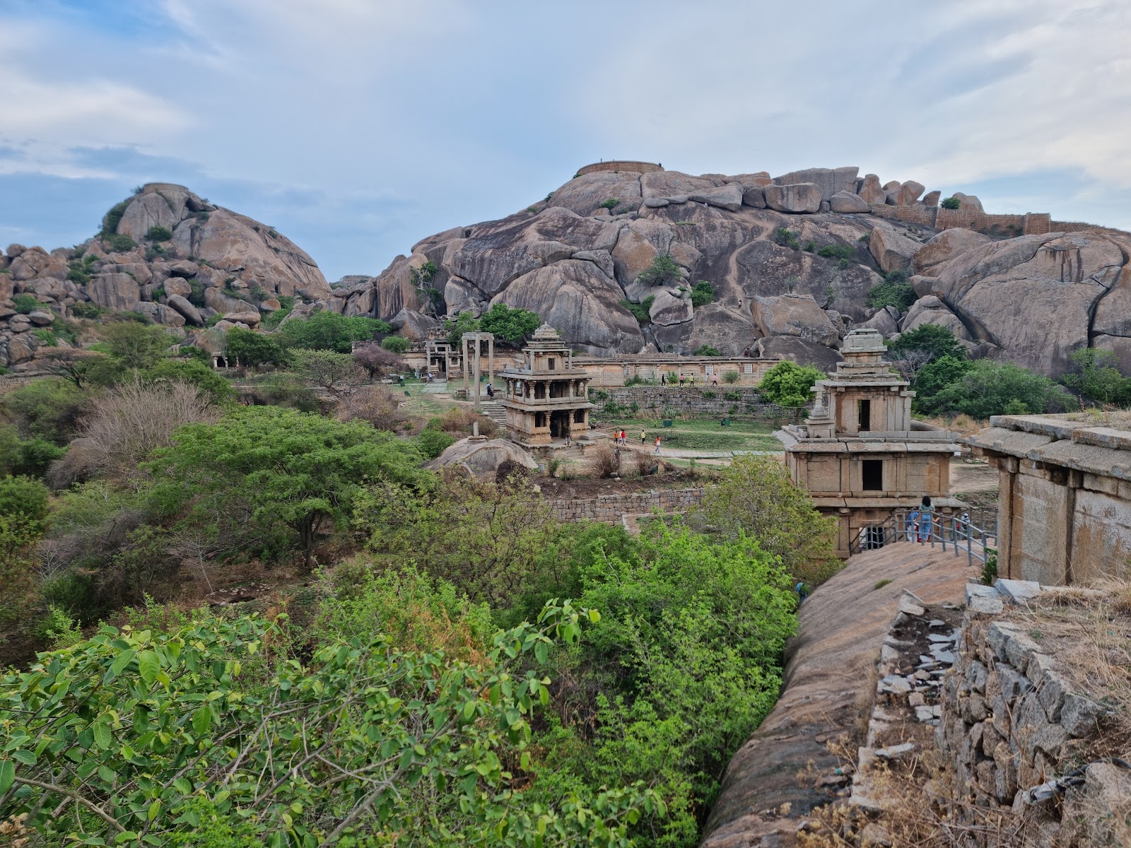 Chitradurga - Explore the Historical Fort and Culture