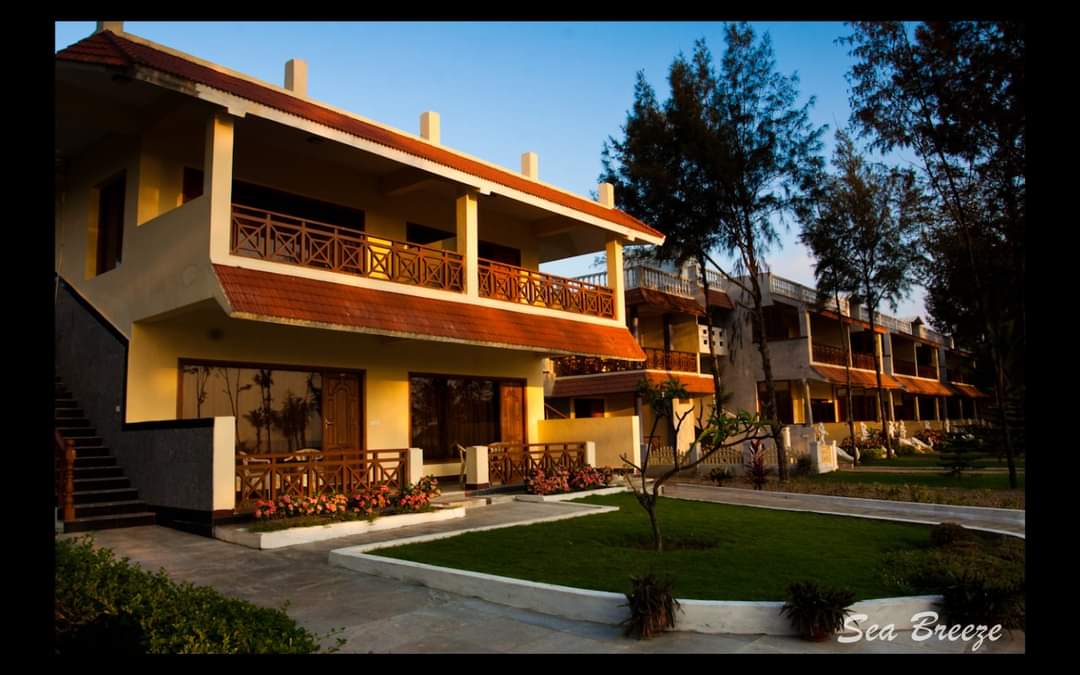 Sea Breeze Beach Resort