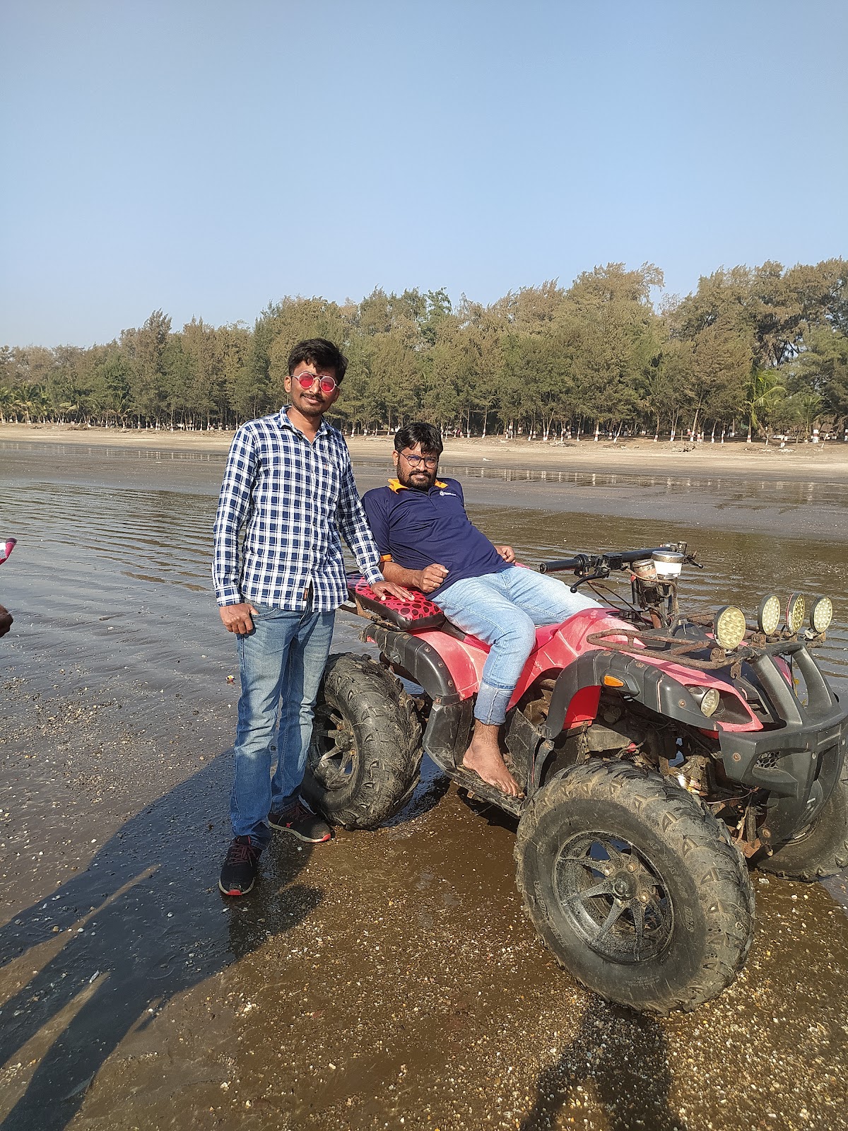 Dahanu Beach