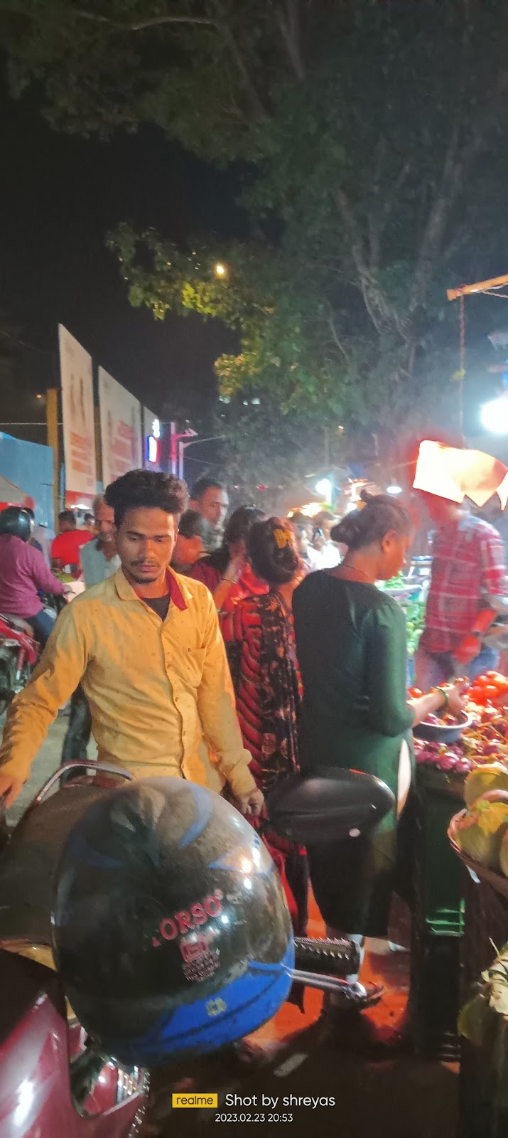 Dahisar Market Lane