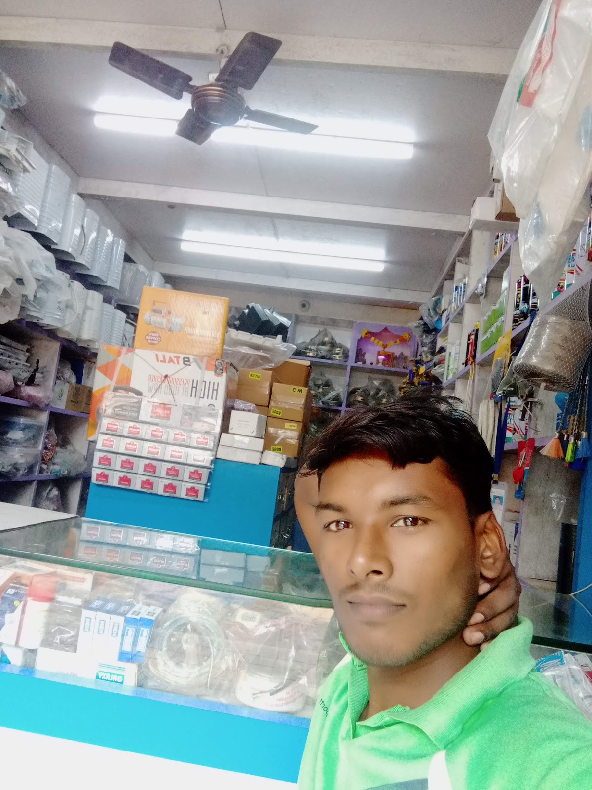 Dahisar Market Lane
