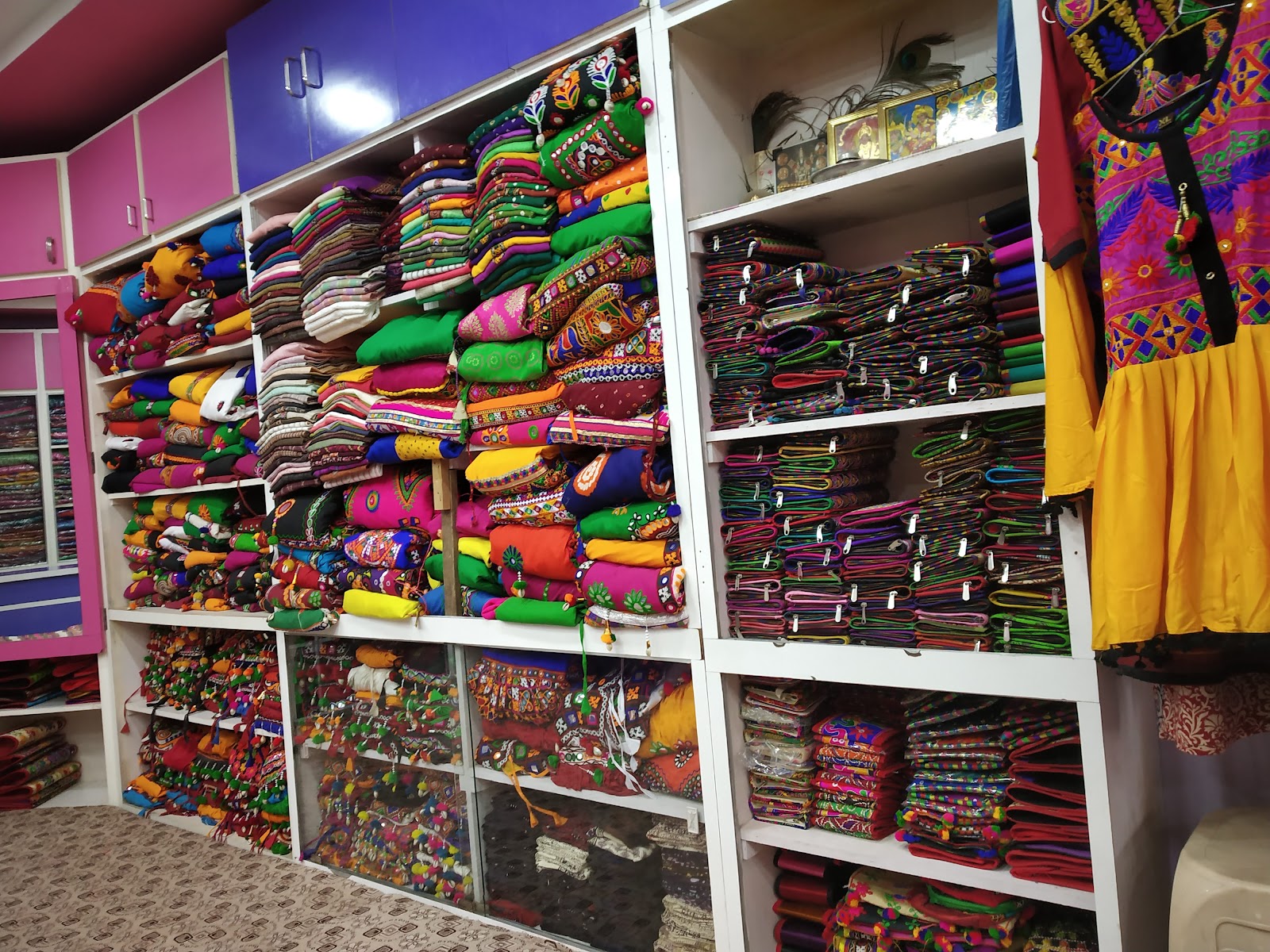 Local Handicraft Market