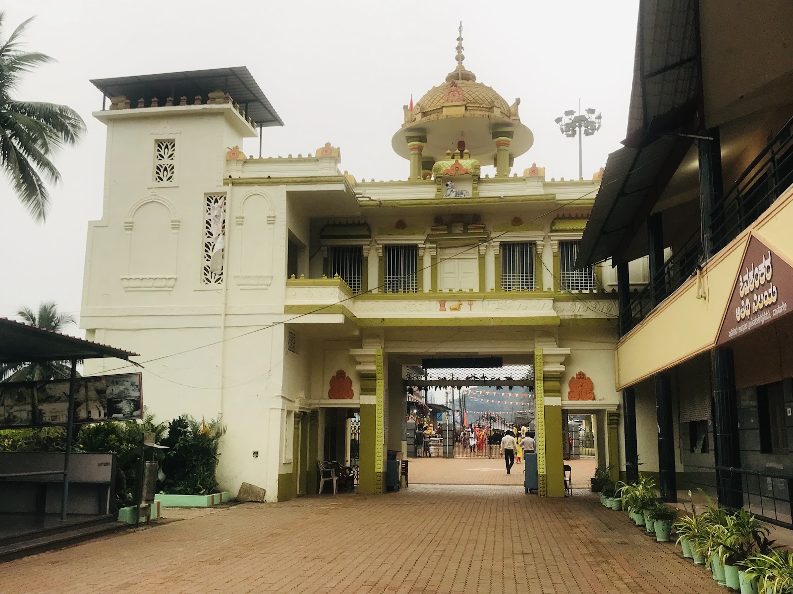 Ulavi Channabasavanna Temple