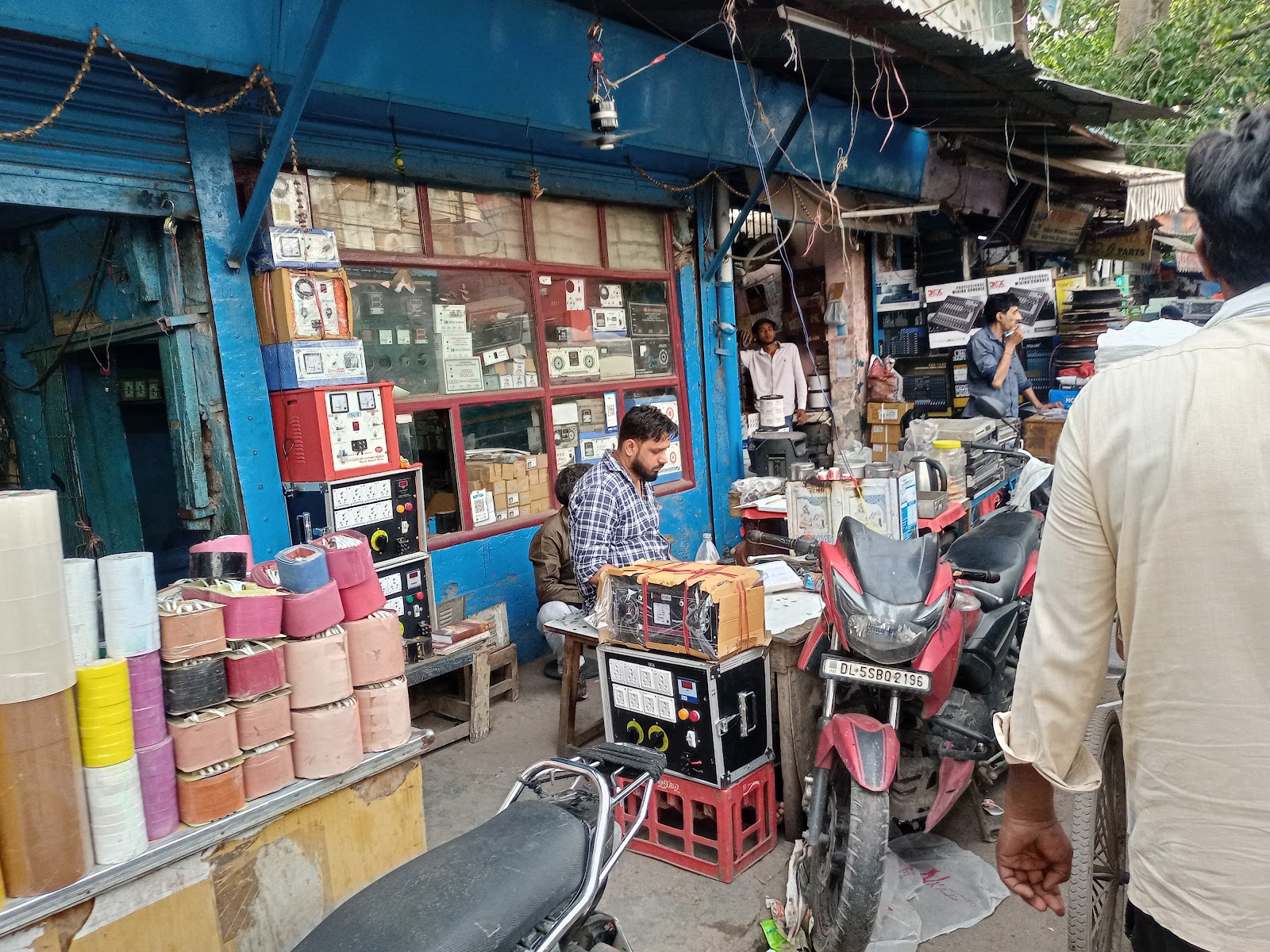 Delhi Chor Bazaar