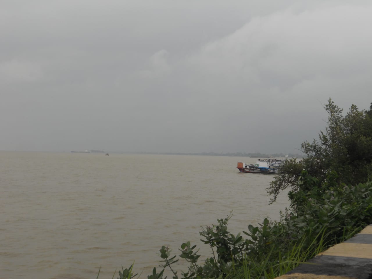 Diamond Harbour Beach