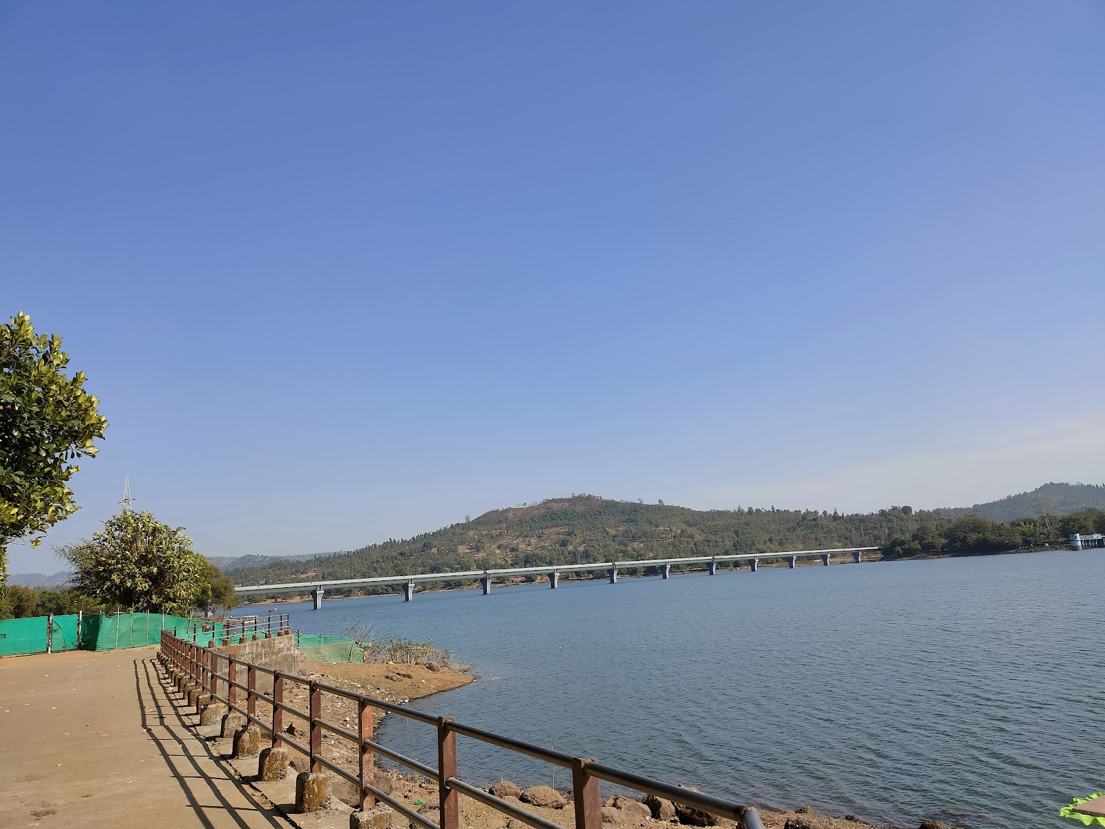 Dudhani Lake