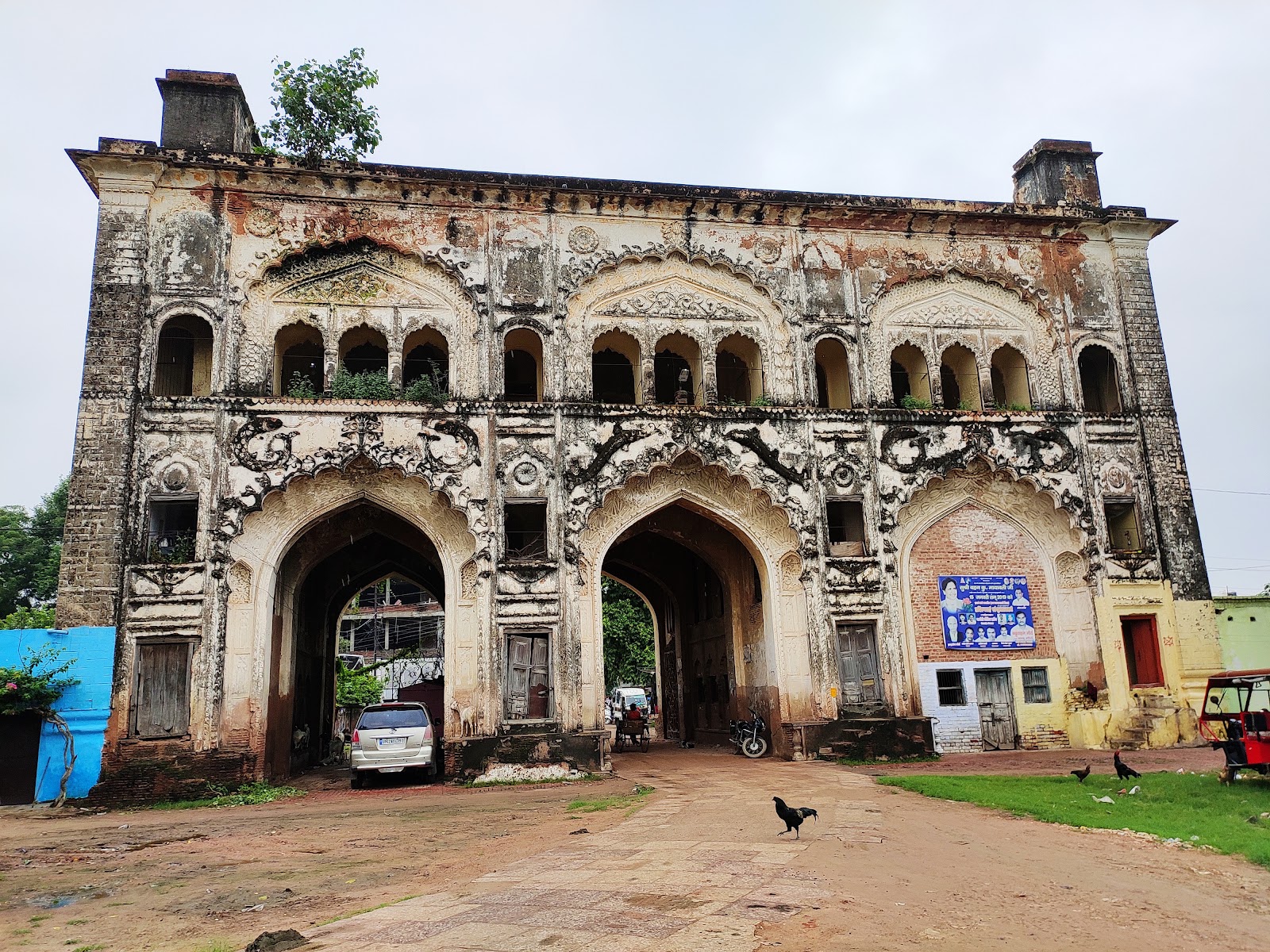 Bahu Begum ka Maqbara
