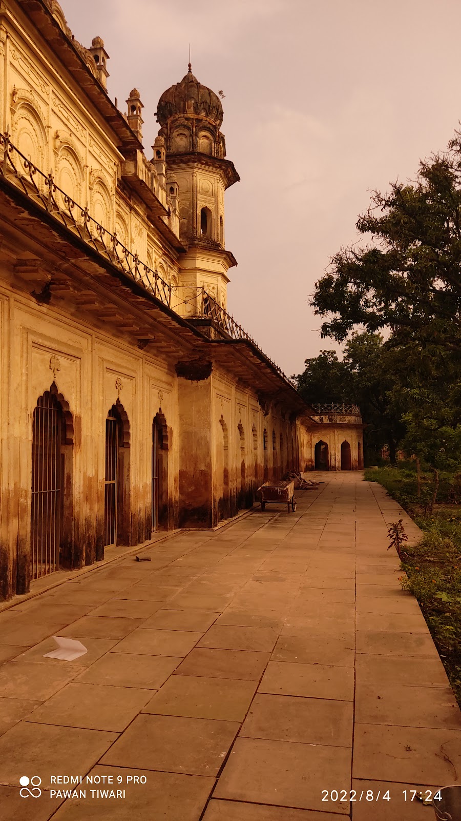 Bahu Begum ka Maqbara