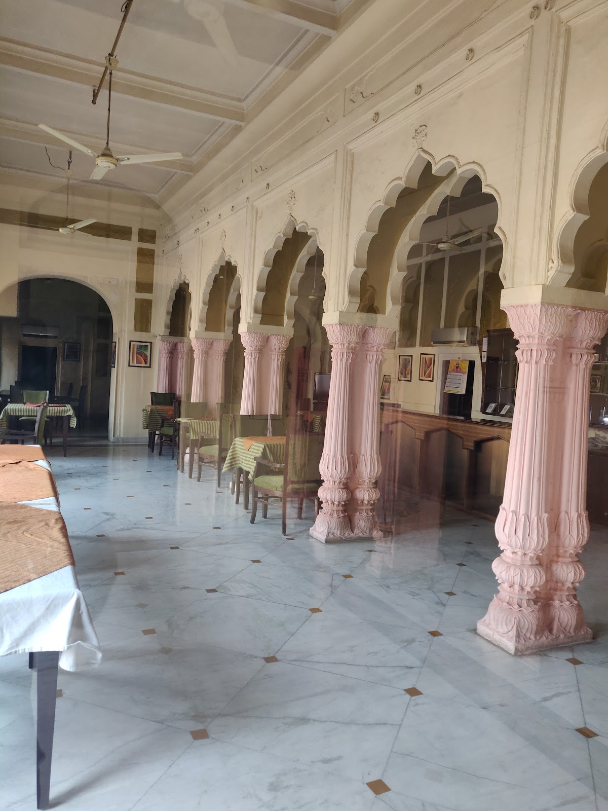 Raja Nahar Singh Palace