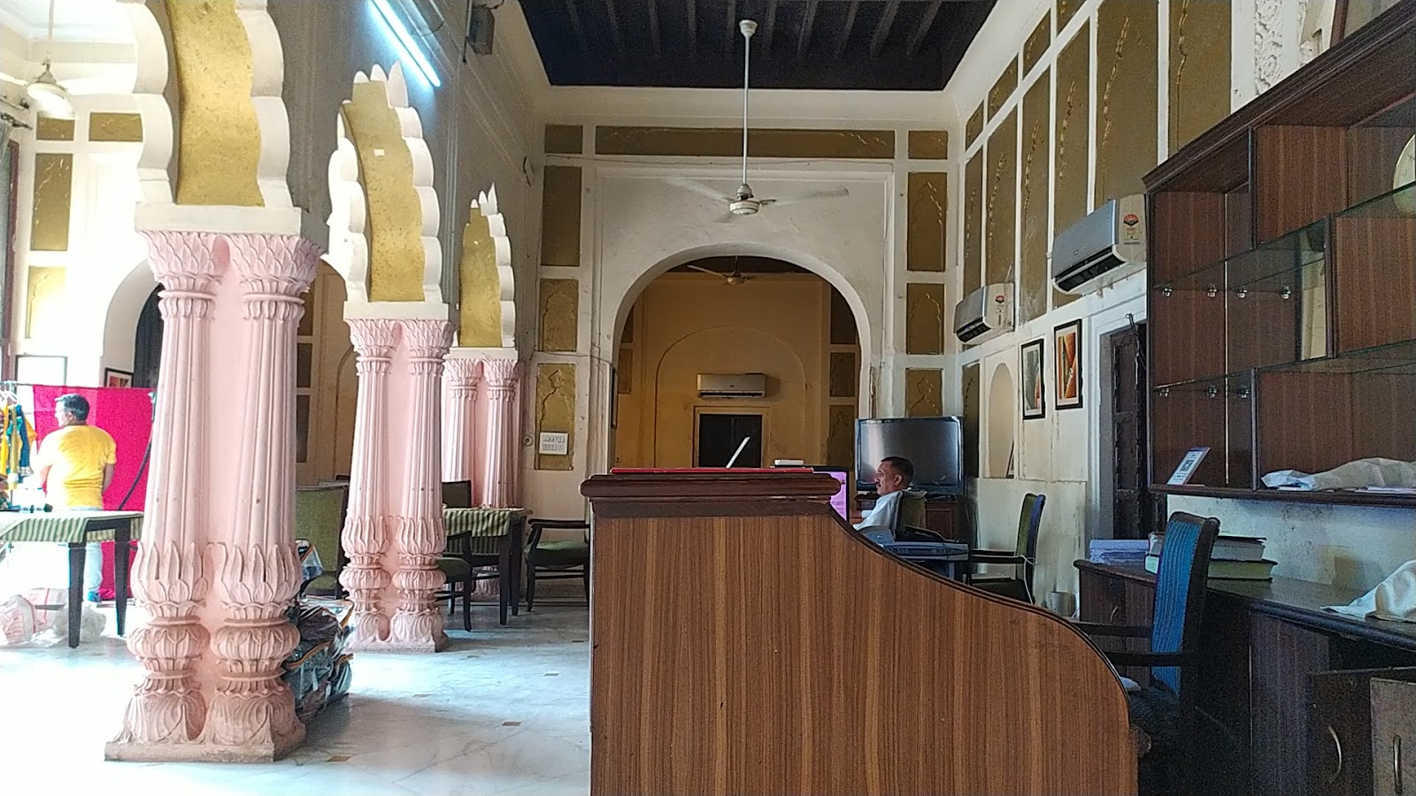 Raja Nahar Singh Palace