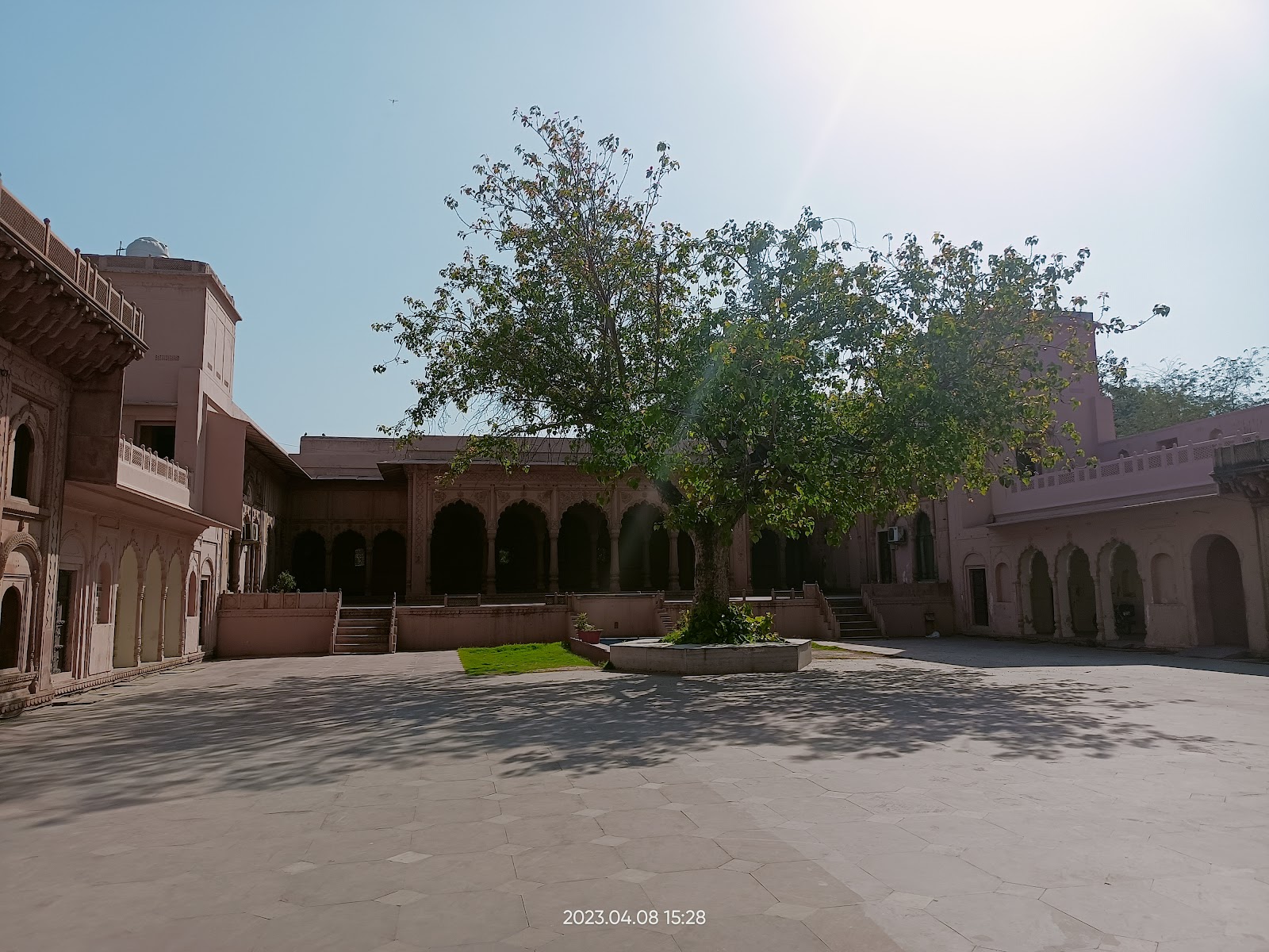 Raja Nahar Singh Palace