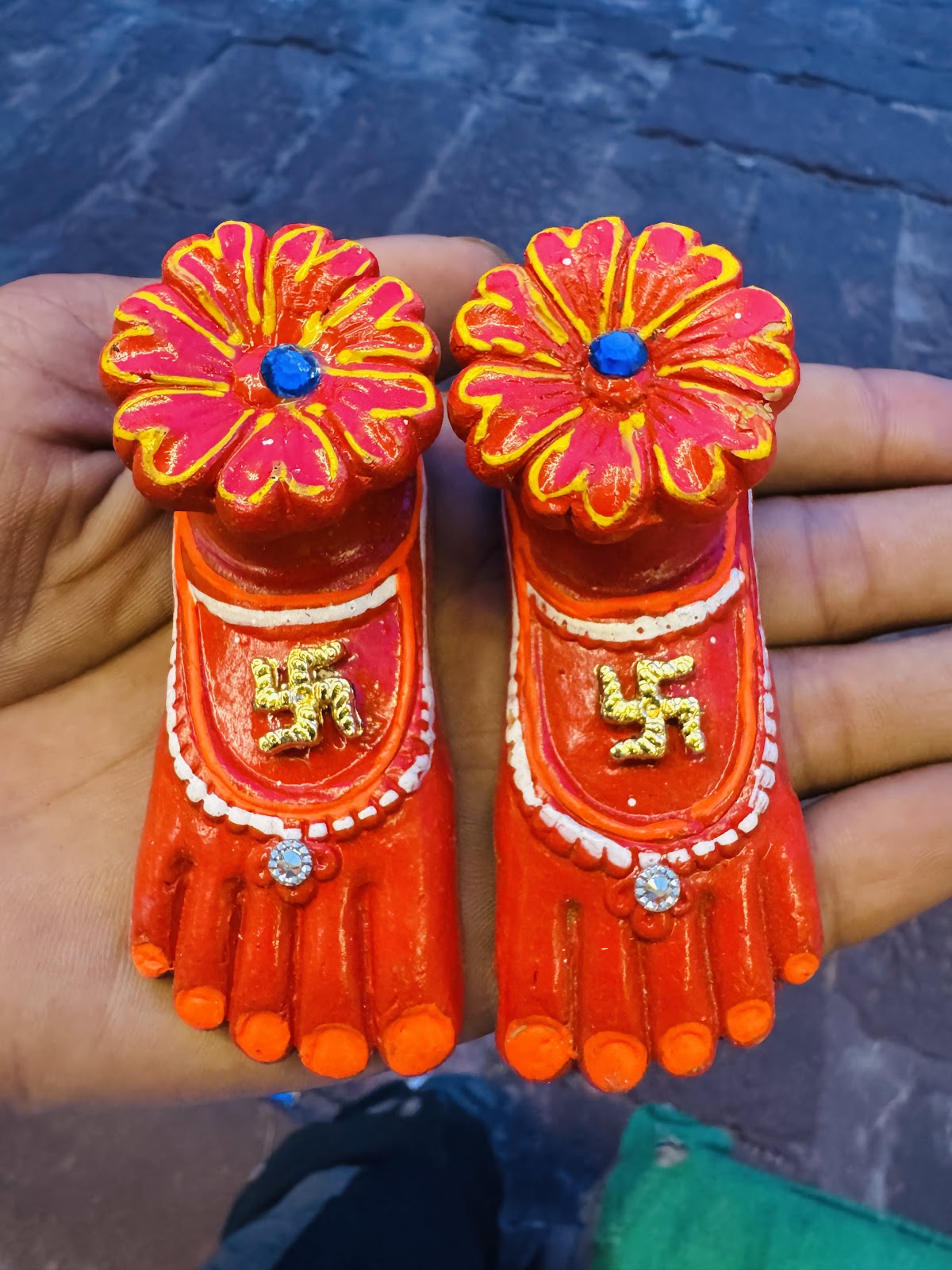 Local Pottery Clusters