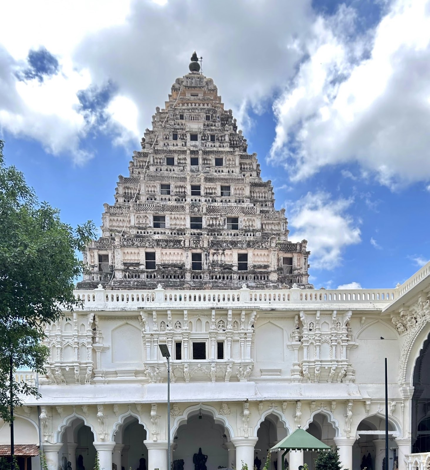 Thanjavur Palace