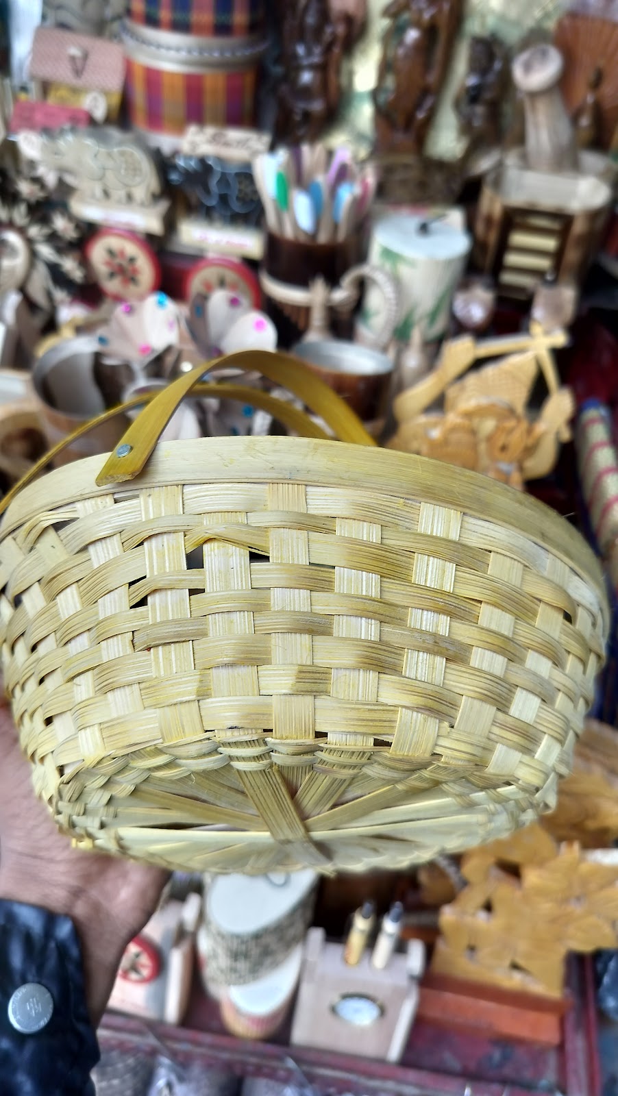 Local Handicraft Shops