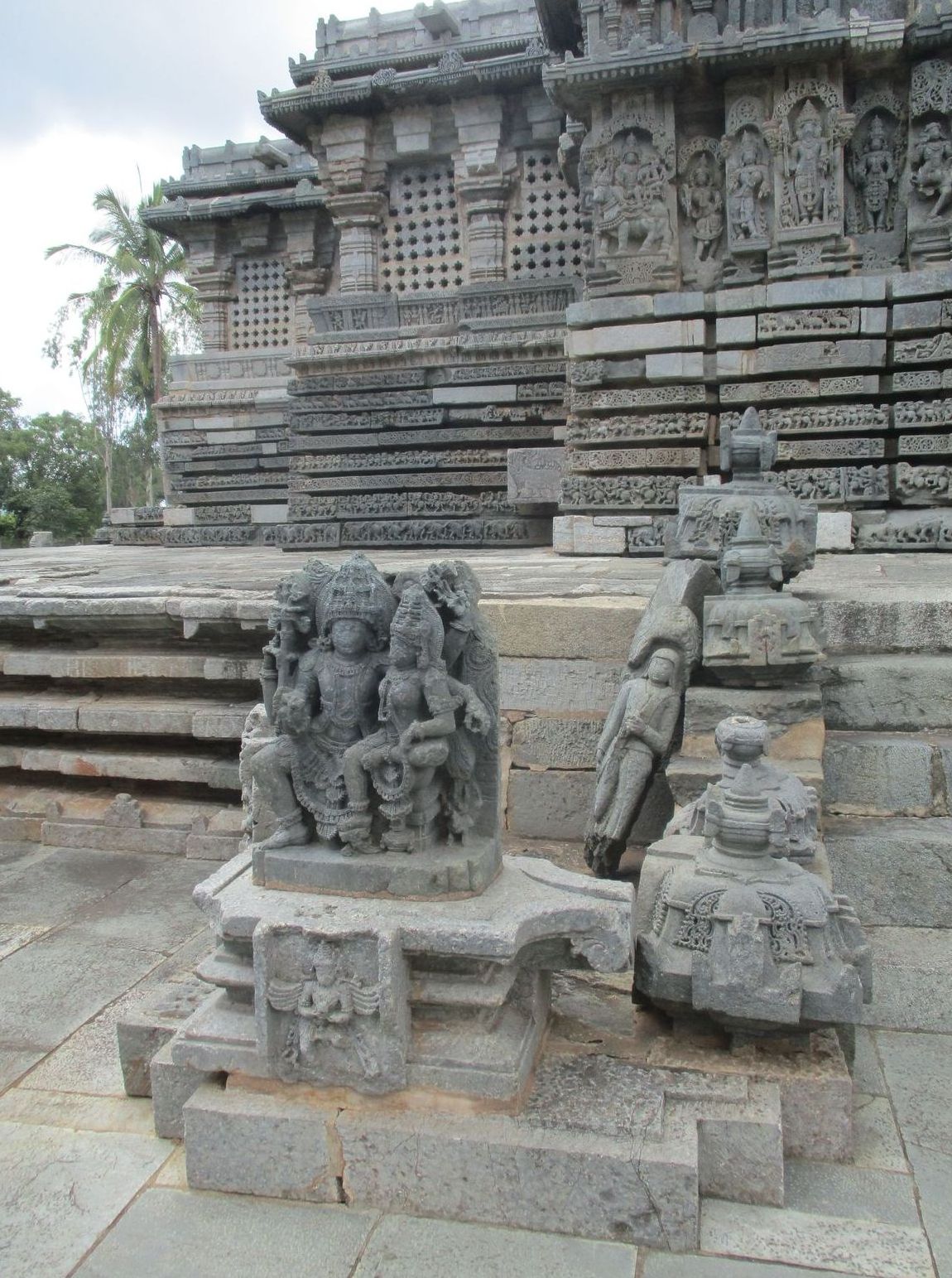 Kedareshwara Temple
