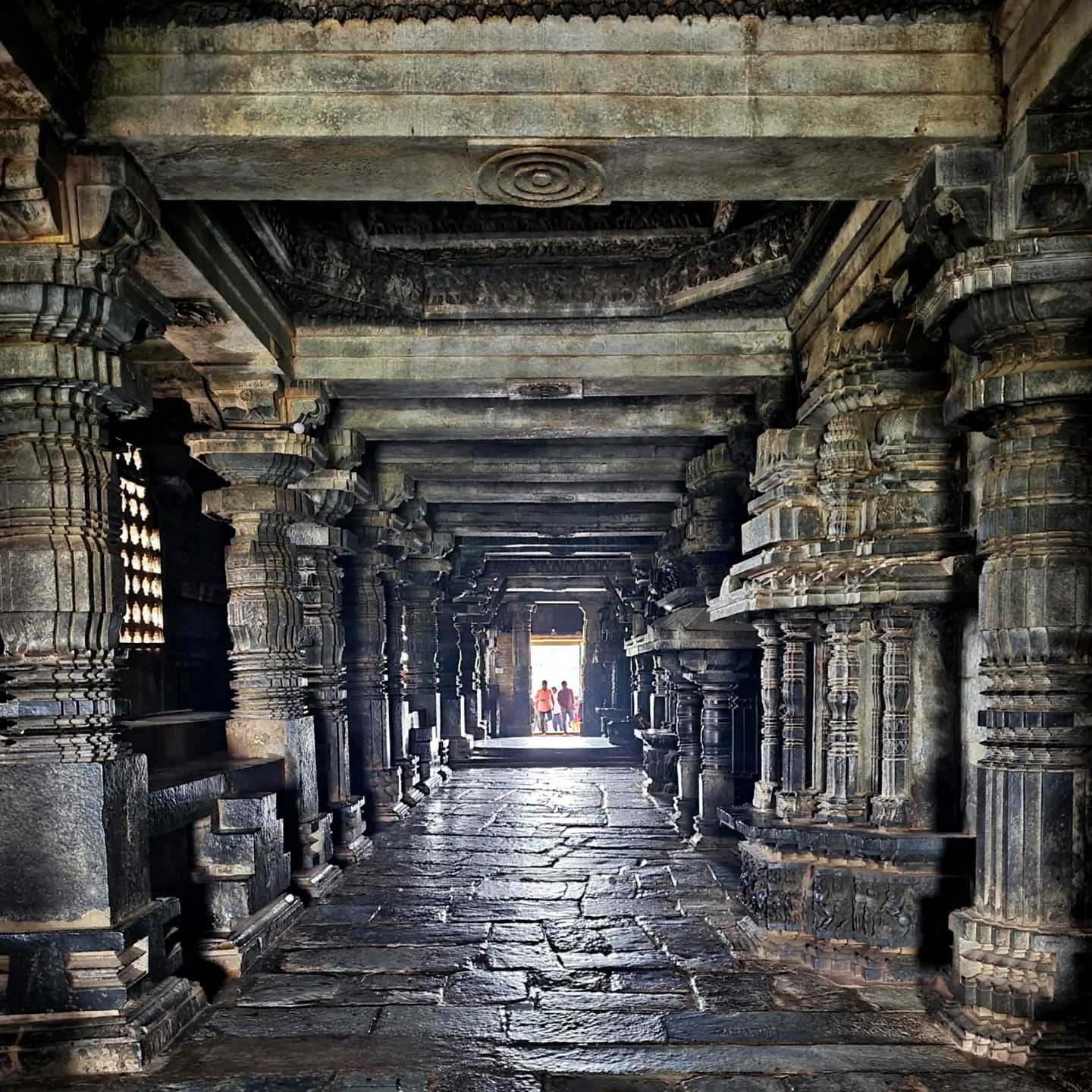 Kedareshwara Temple