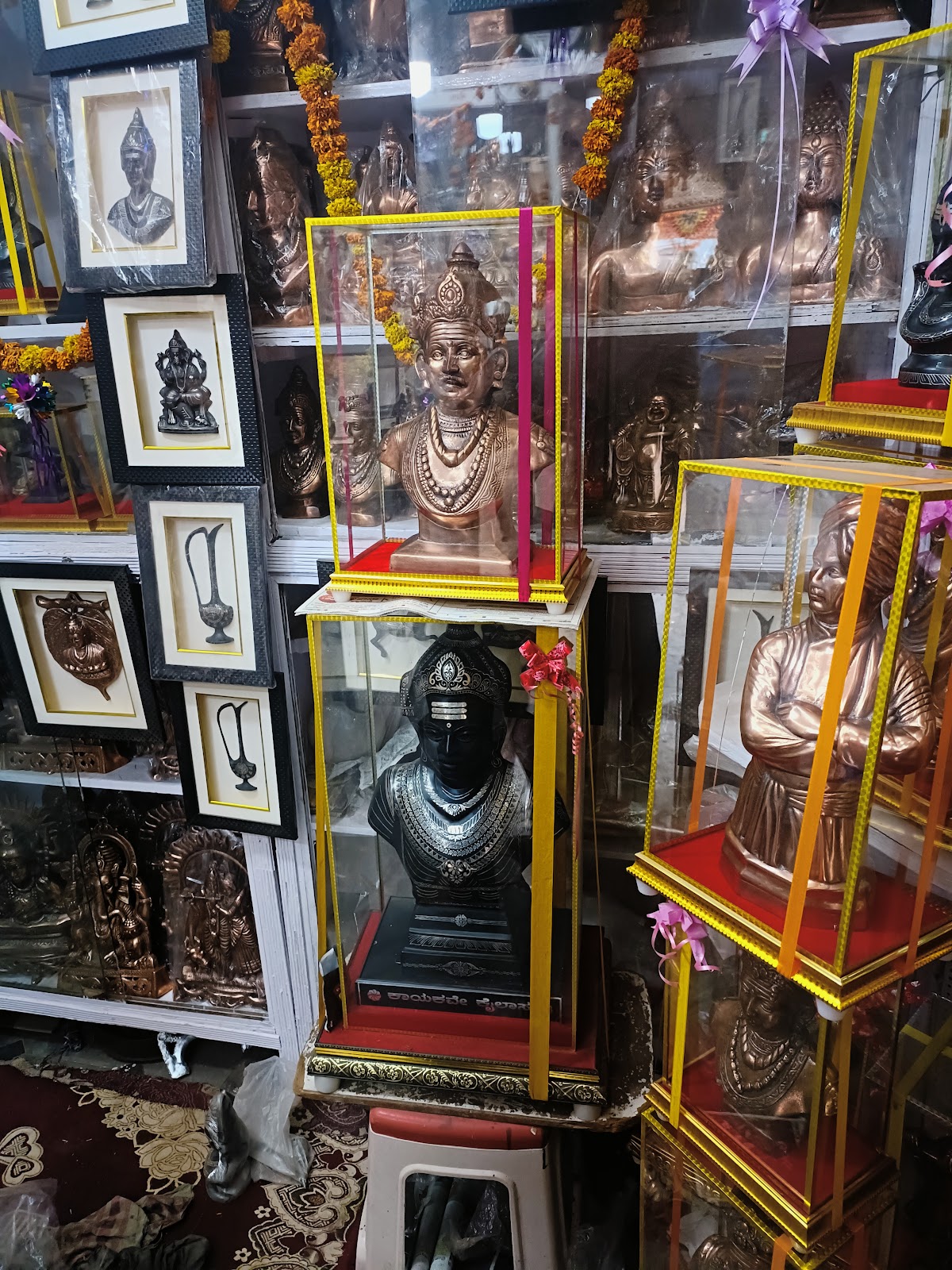 Local Handicraft Shops