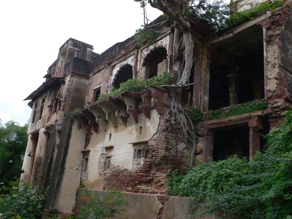 Hindaun Fort Ruins