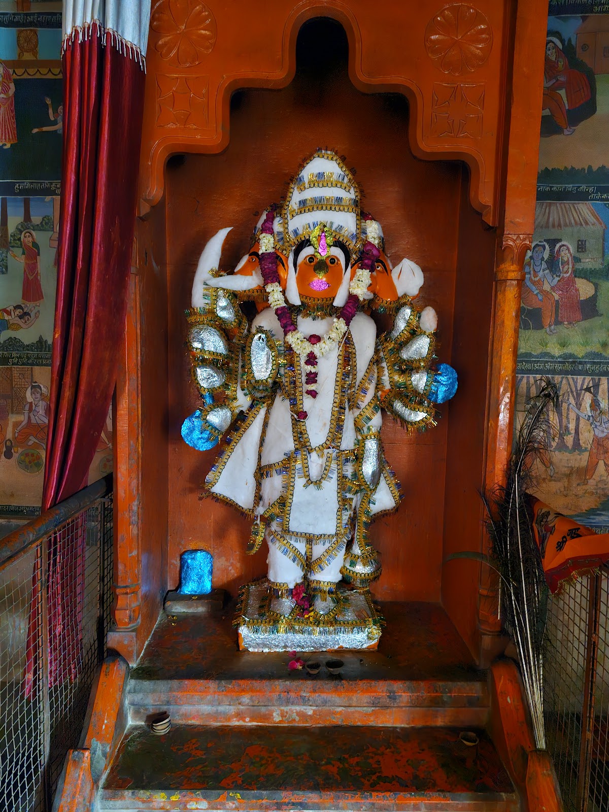 Nakkash Ki Devi Gomti Dham