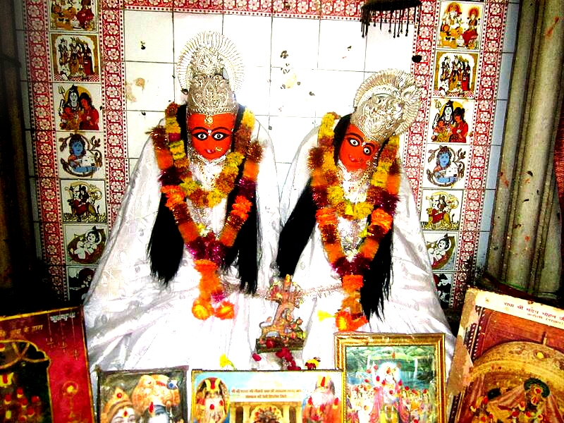 Nakkash Ki Devi Gomti Dham
