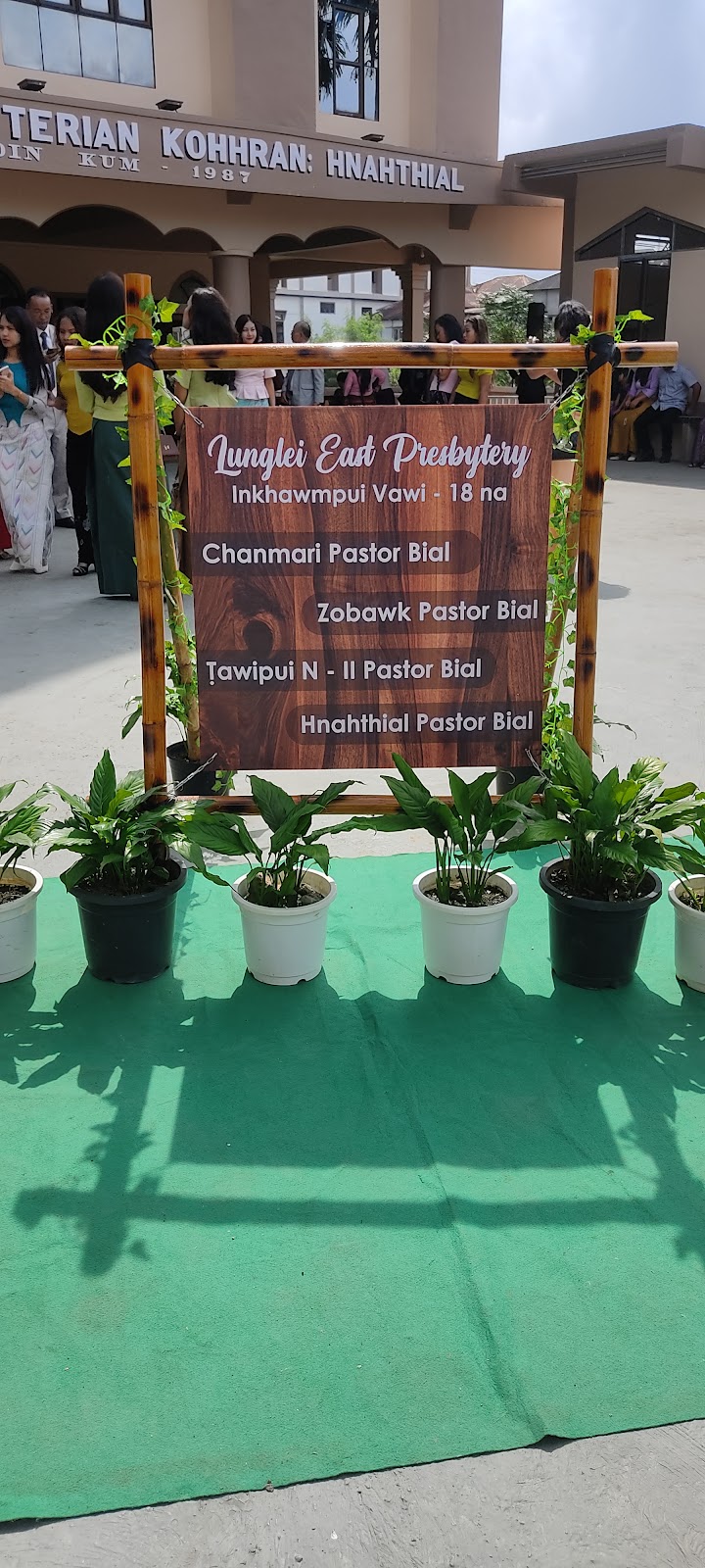 Hnahthial Church Complex