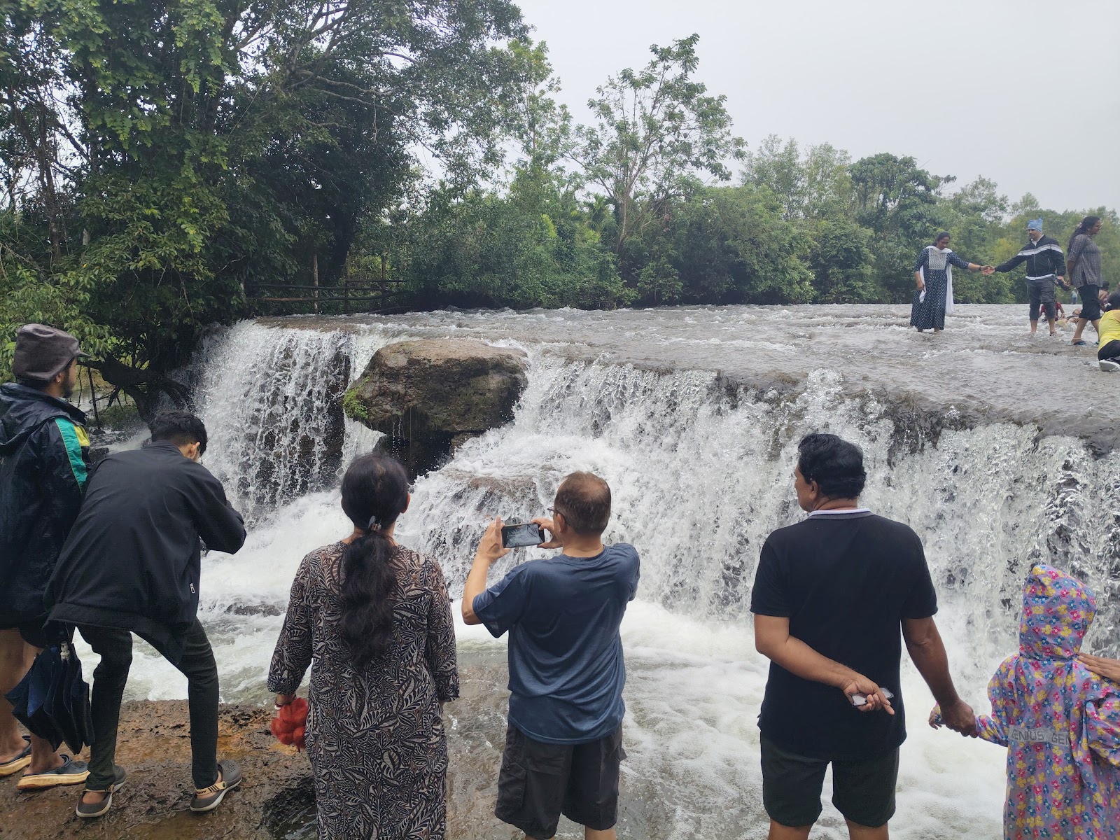 Hutti Waterfalls