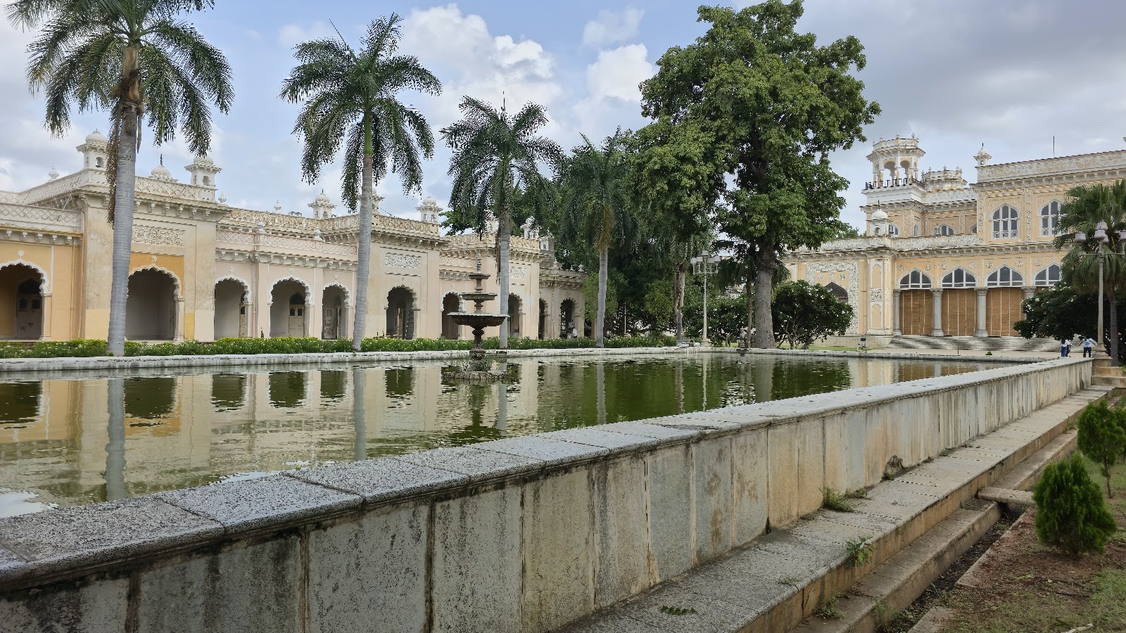 Chowmohalla Palace