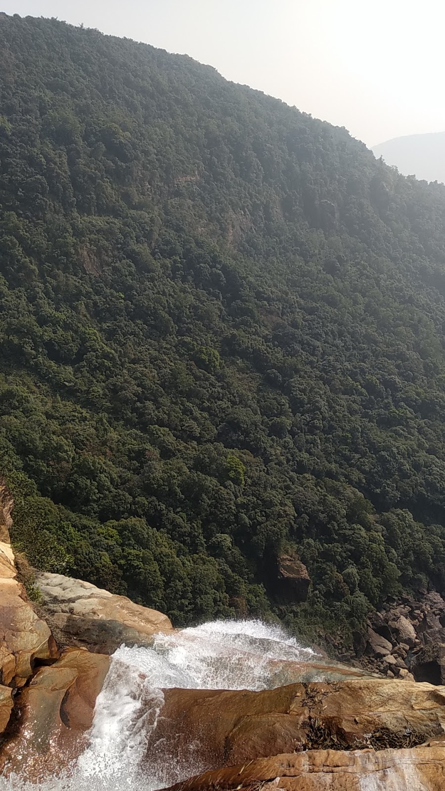 Nohkalikai Falls