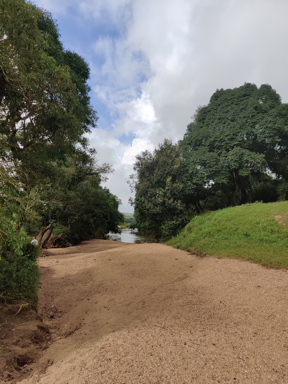 Nongkhnum Island