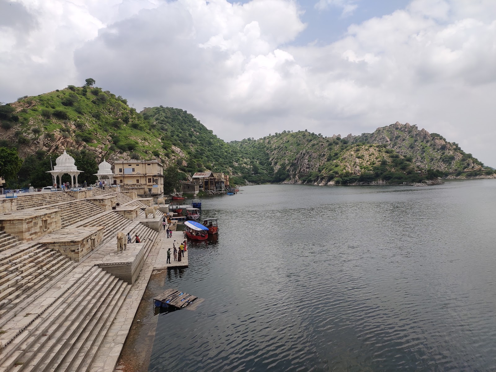 Jaisamand Lake - A Serene Escape in Rajasthan