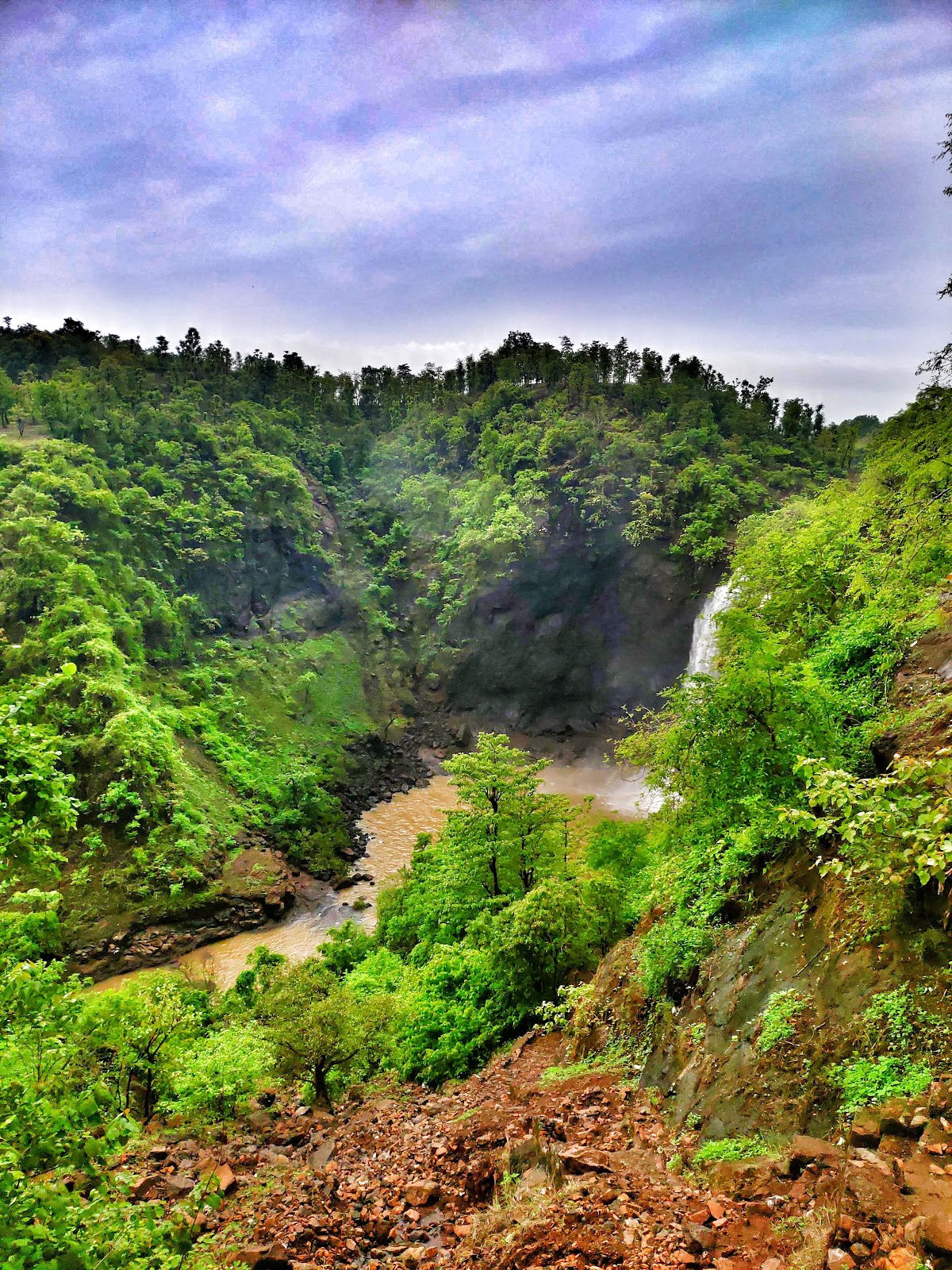 Dabhosa Waterfall
