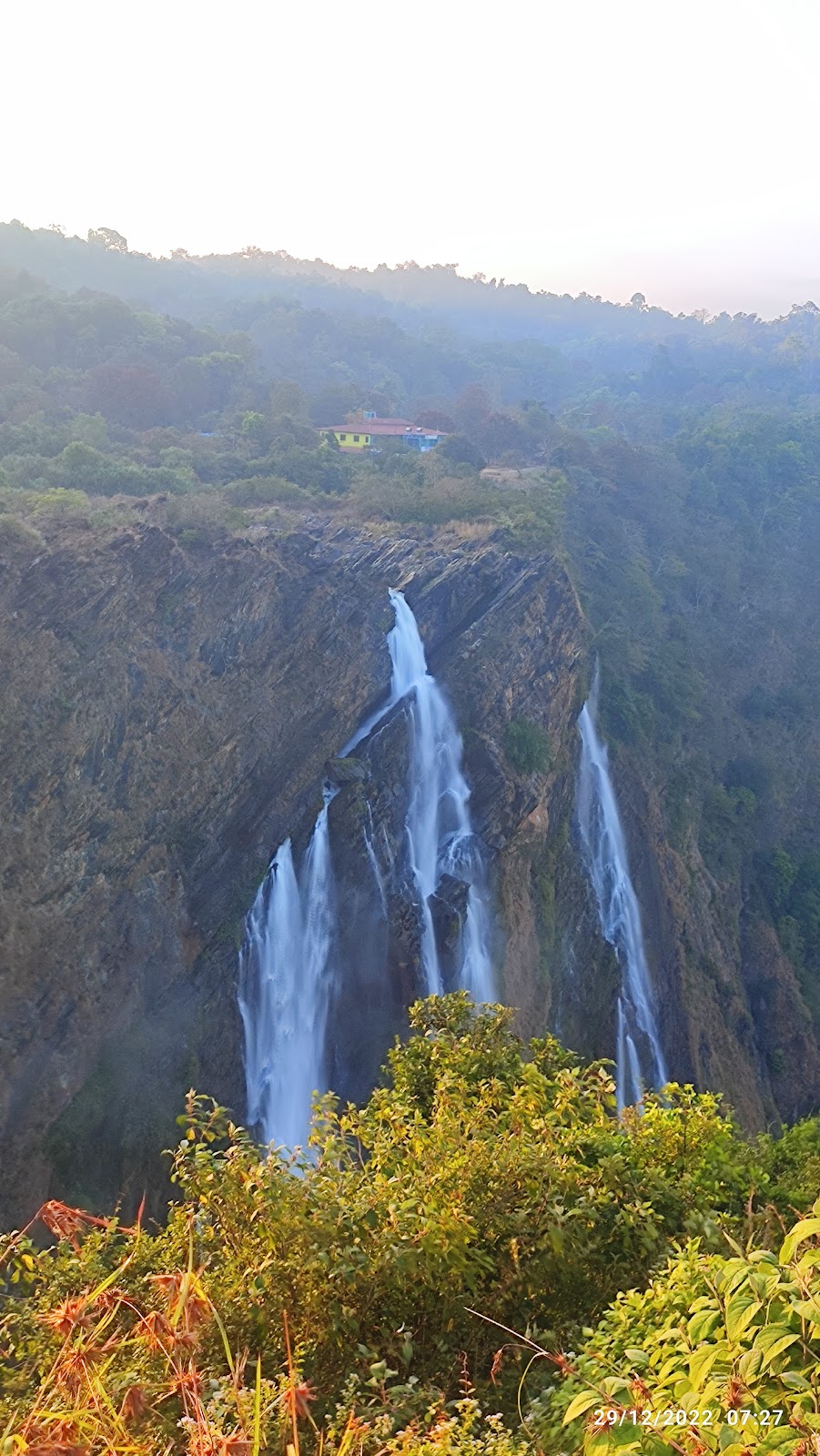 Jog Falls Viewpoint