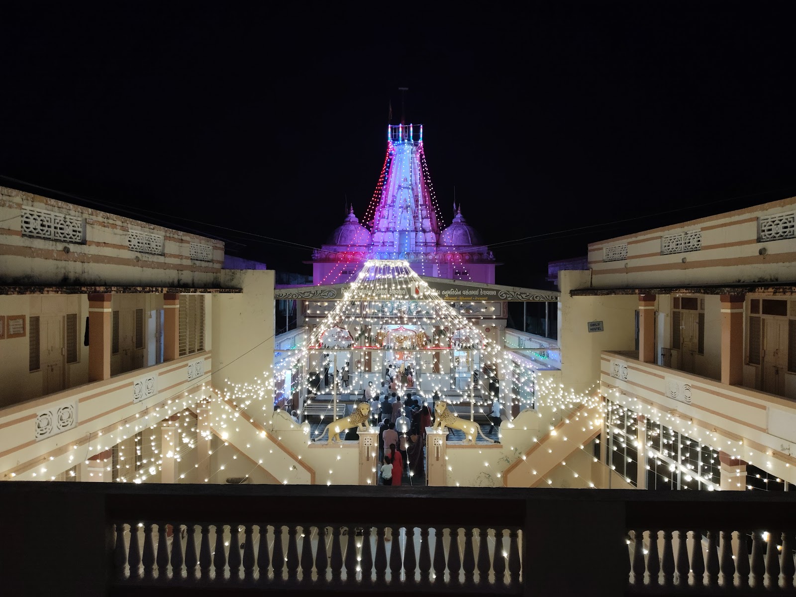 Bala Hanuman Mandir Kadi