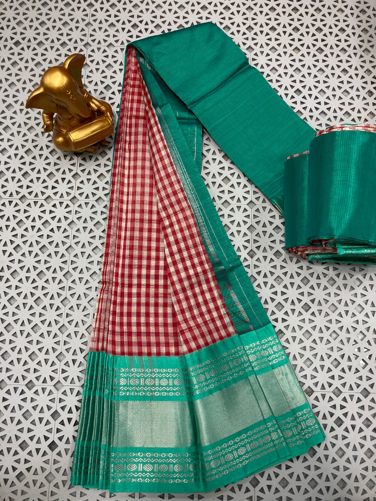 Local Handloom Center