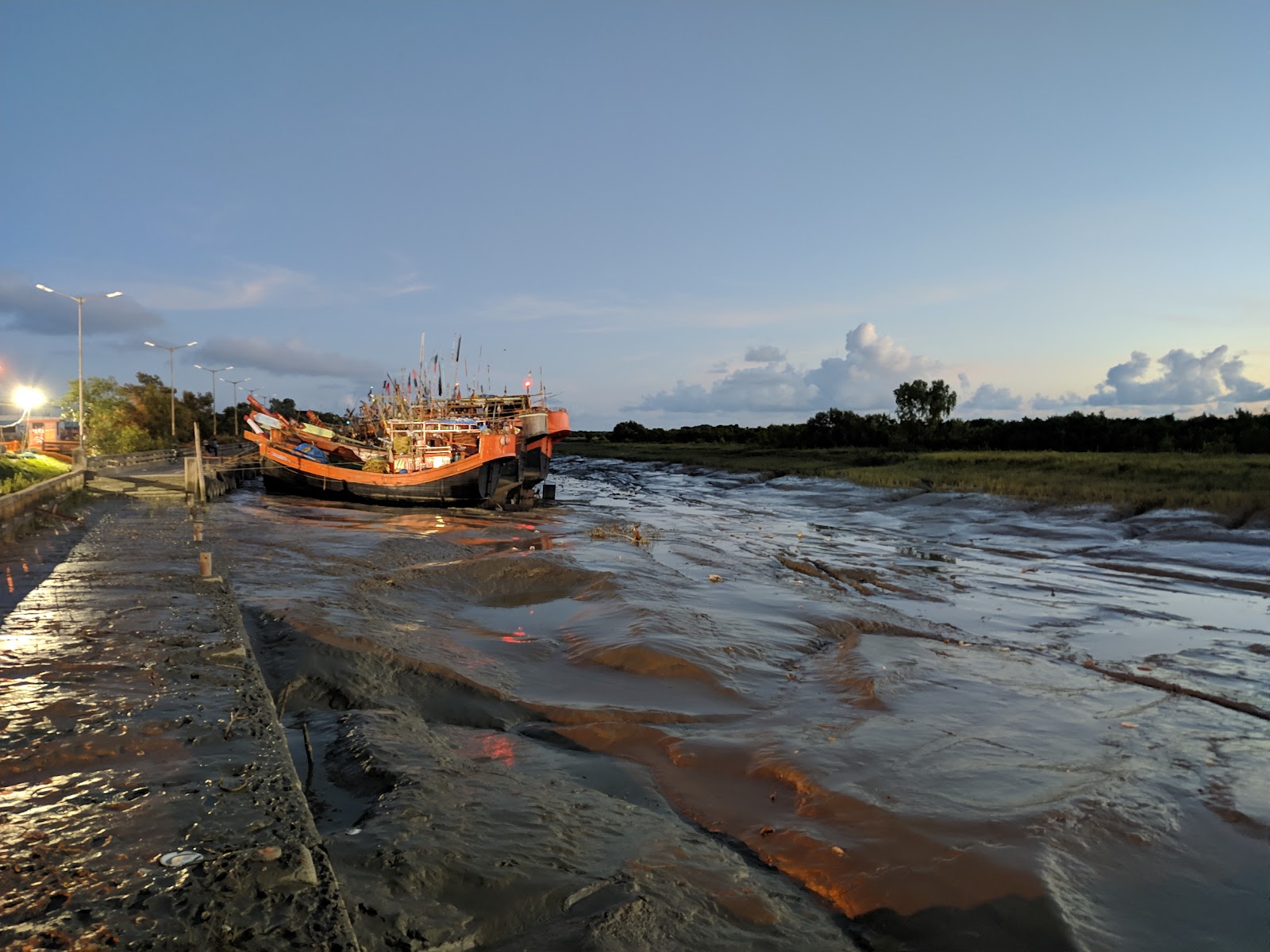 Kakdwip Lighthouse
