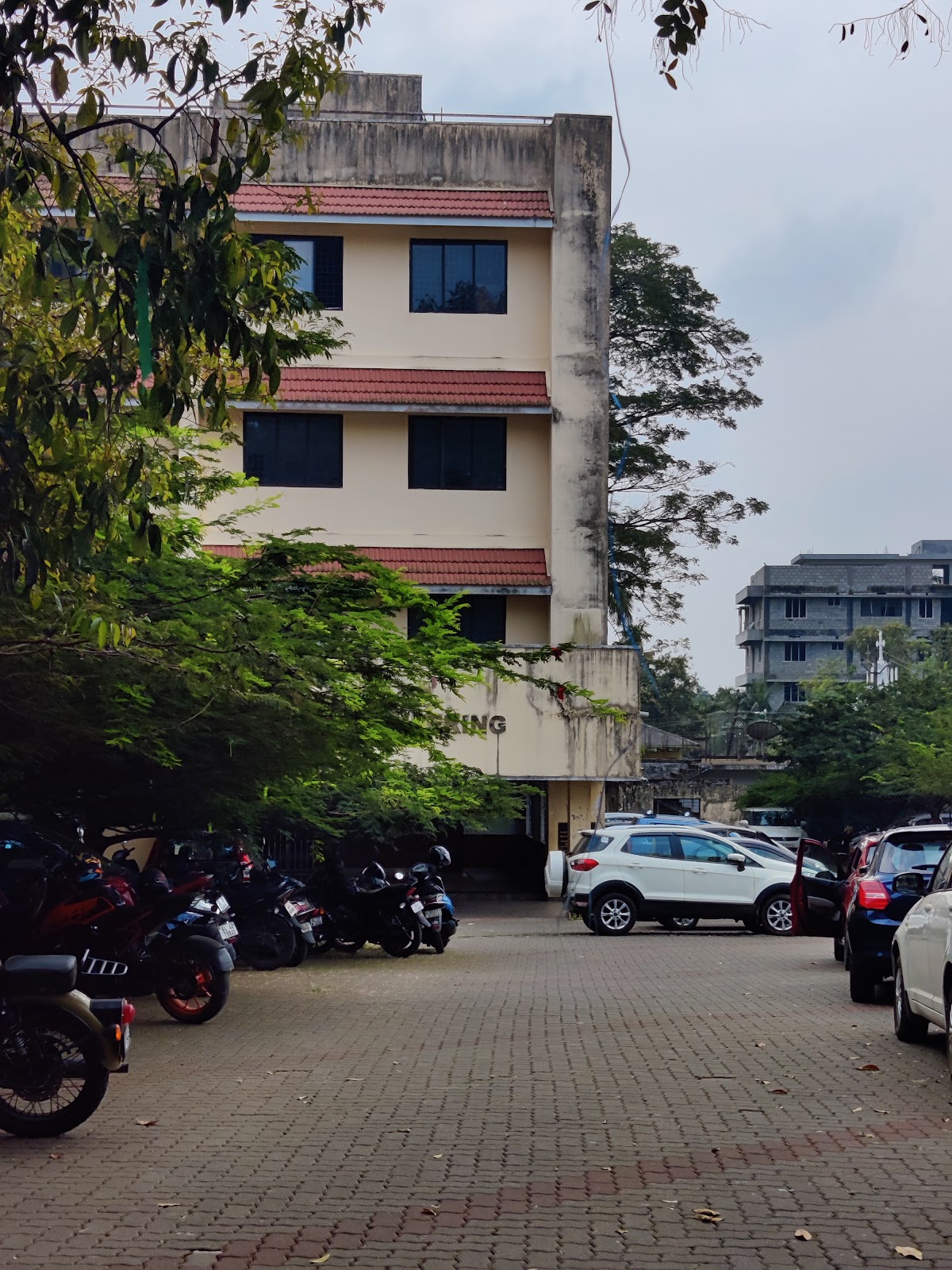 Adhisankara Institute Of Engineering Technology