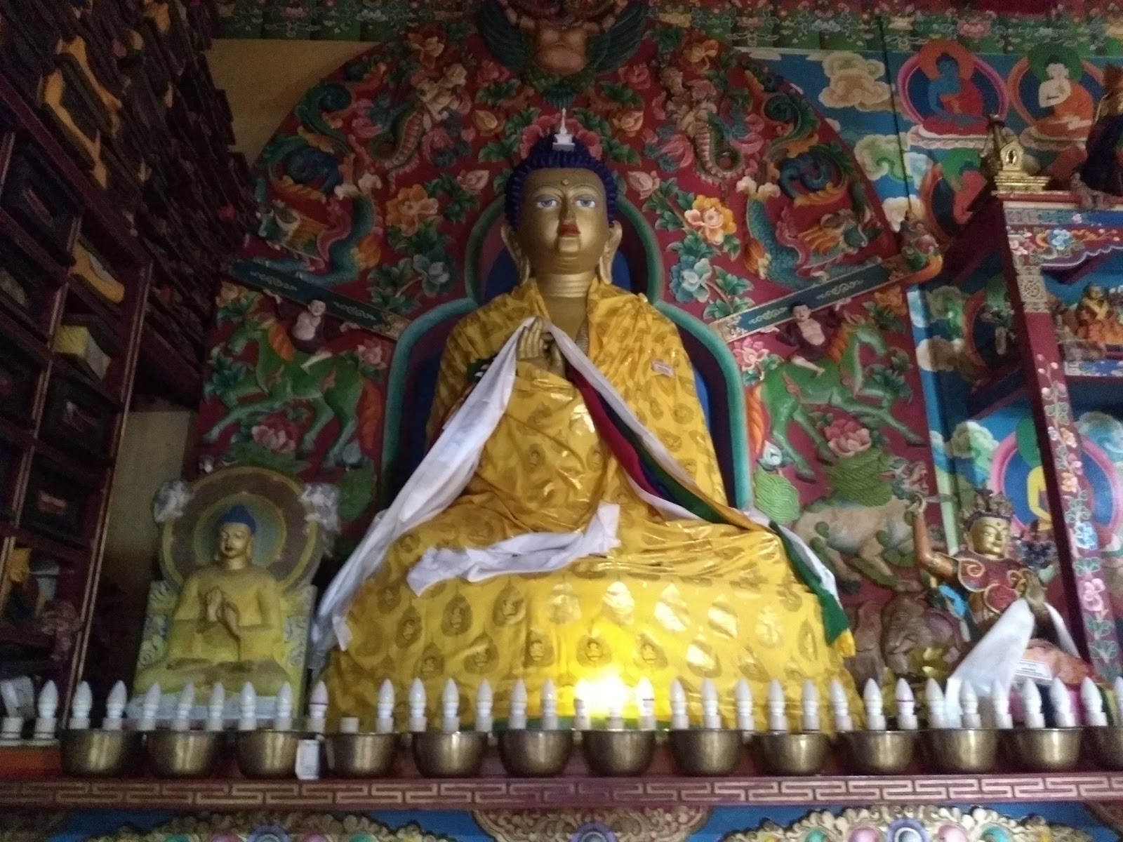 Tharpa Choling Monastery