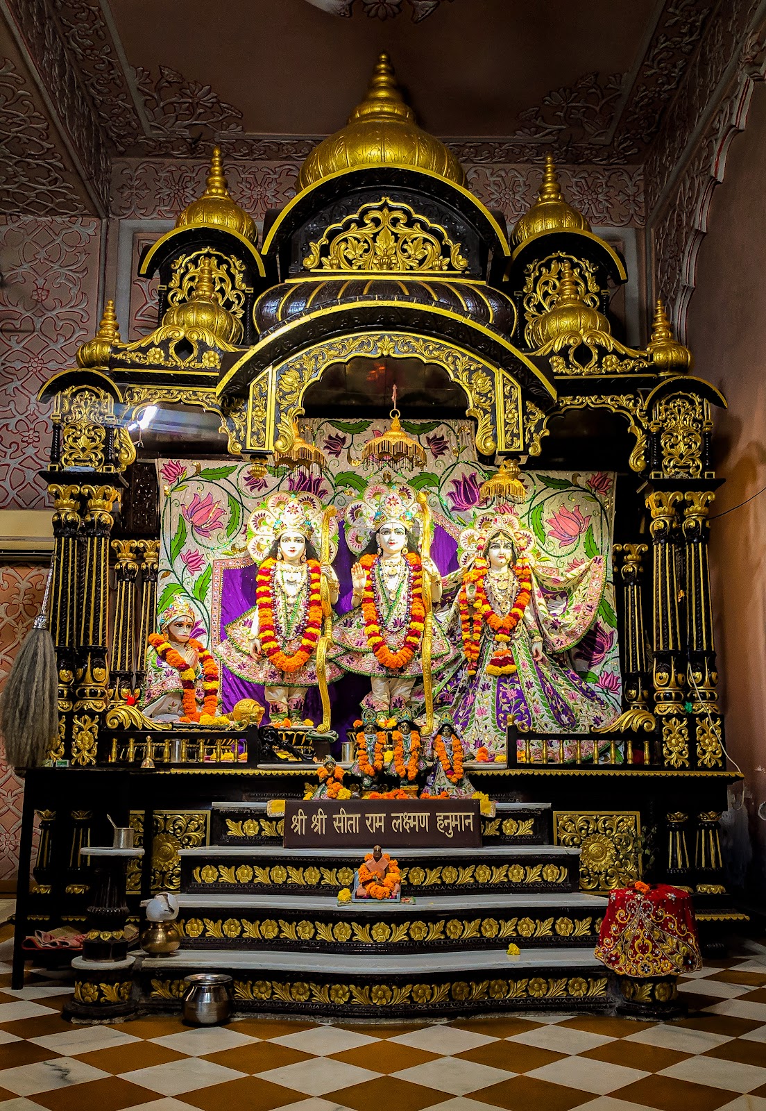 Iskon Temple Ahmedabad