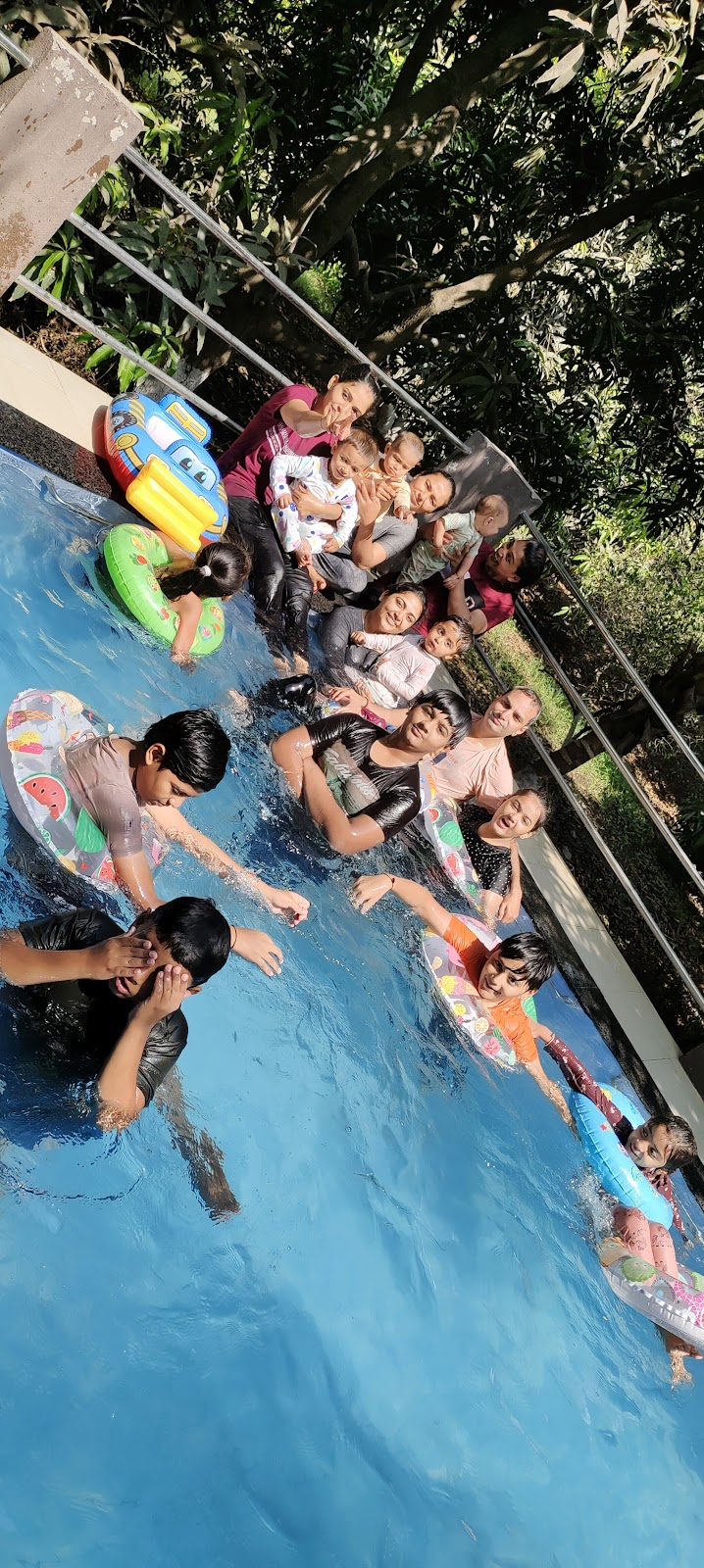 Local Farmers Market Kamrej