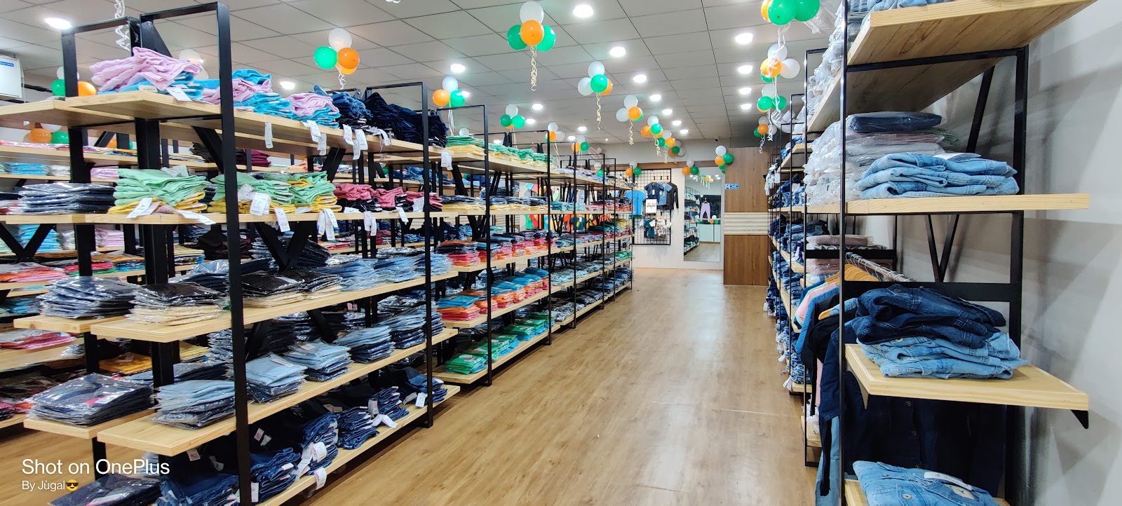 Local Textile Market Kamrej