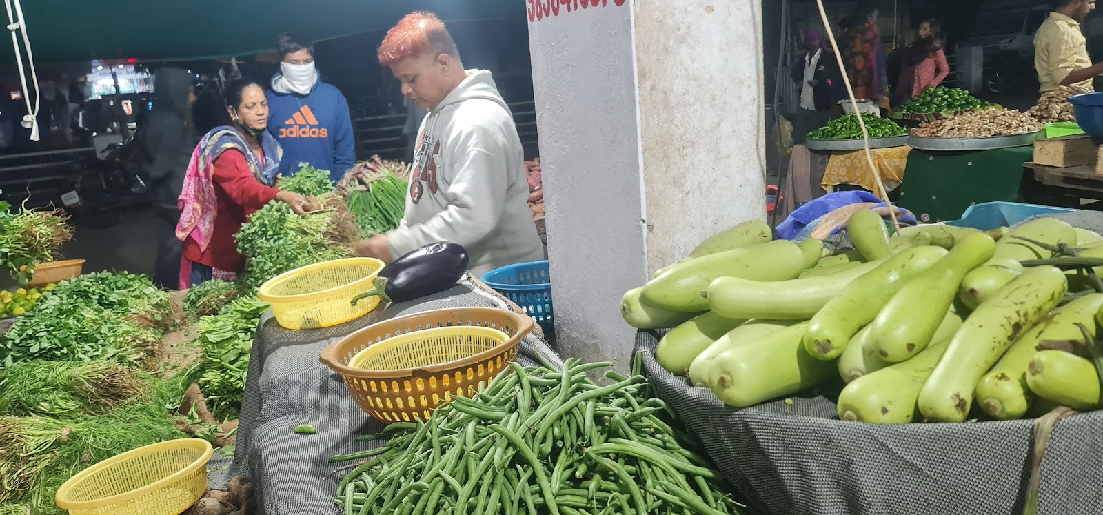 Weekly Market Ground