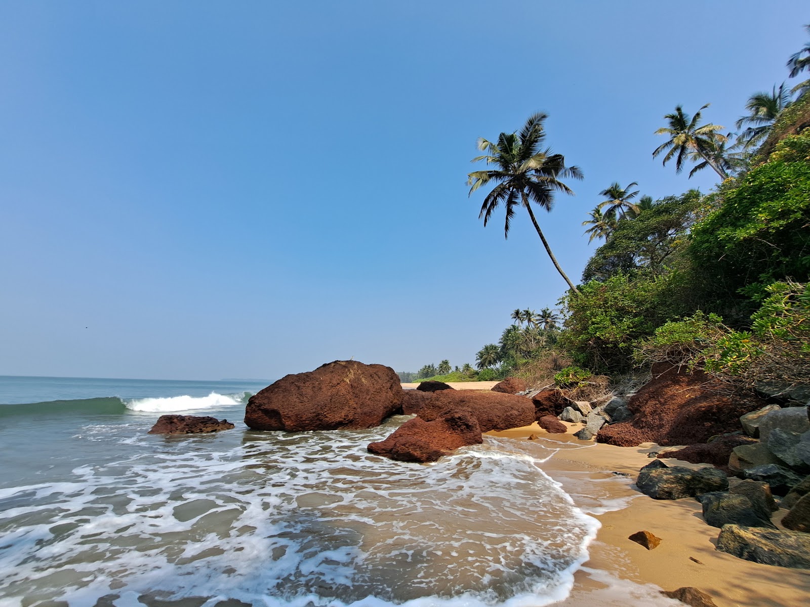Thottada Beach