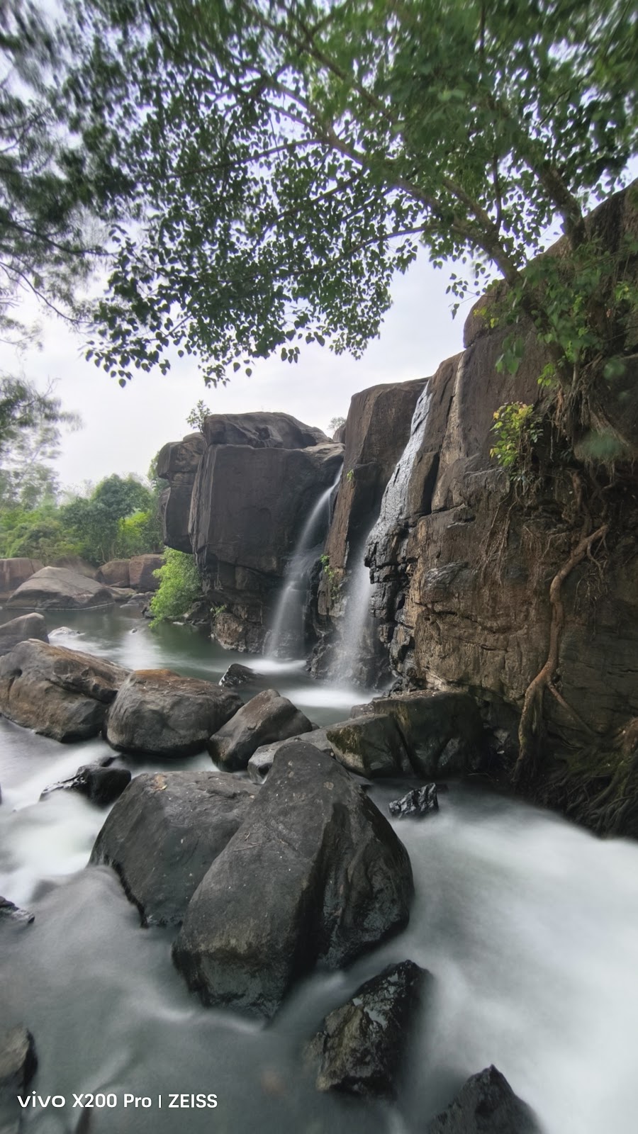 Thirparappu Waterfall