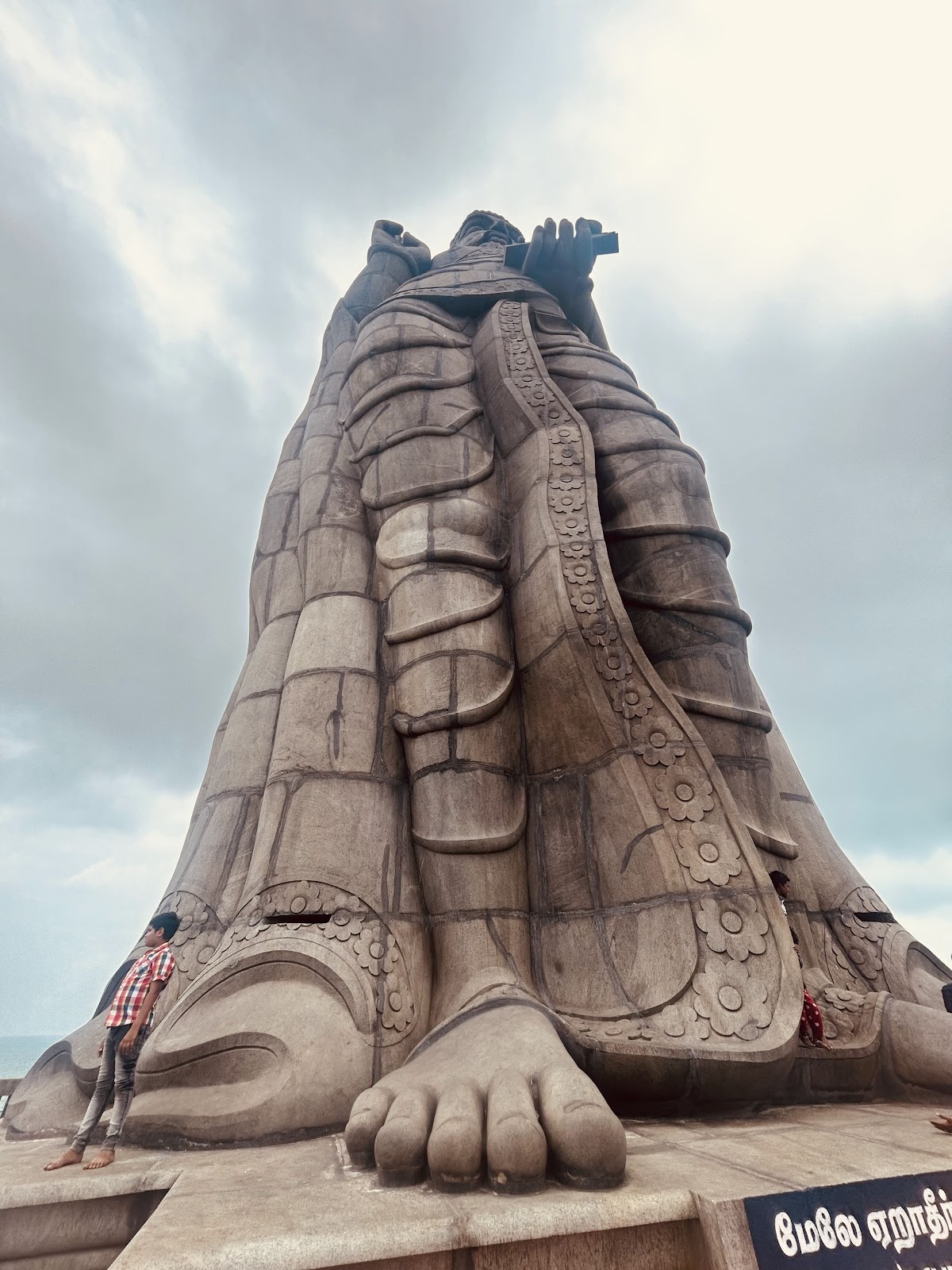 Thiruvalluvar Statue