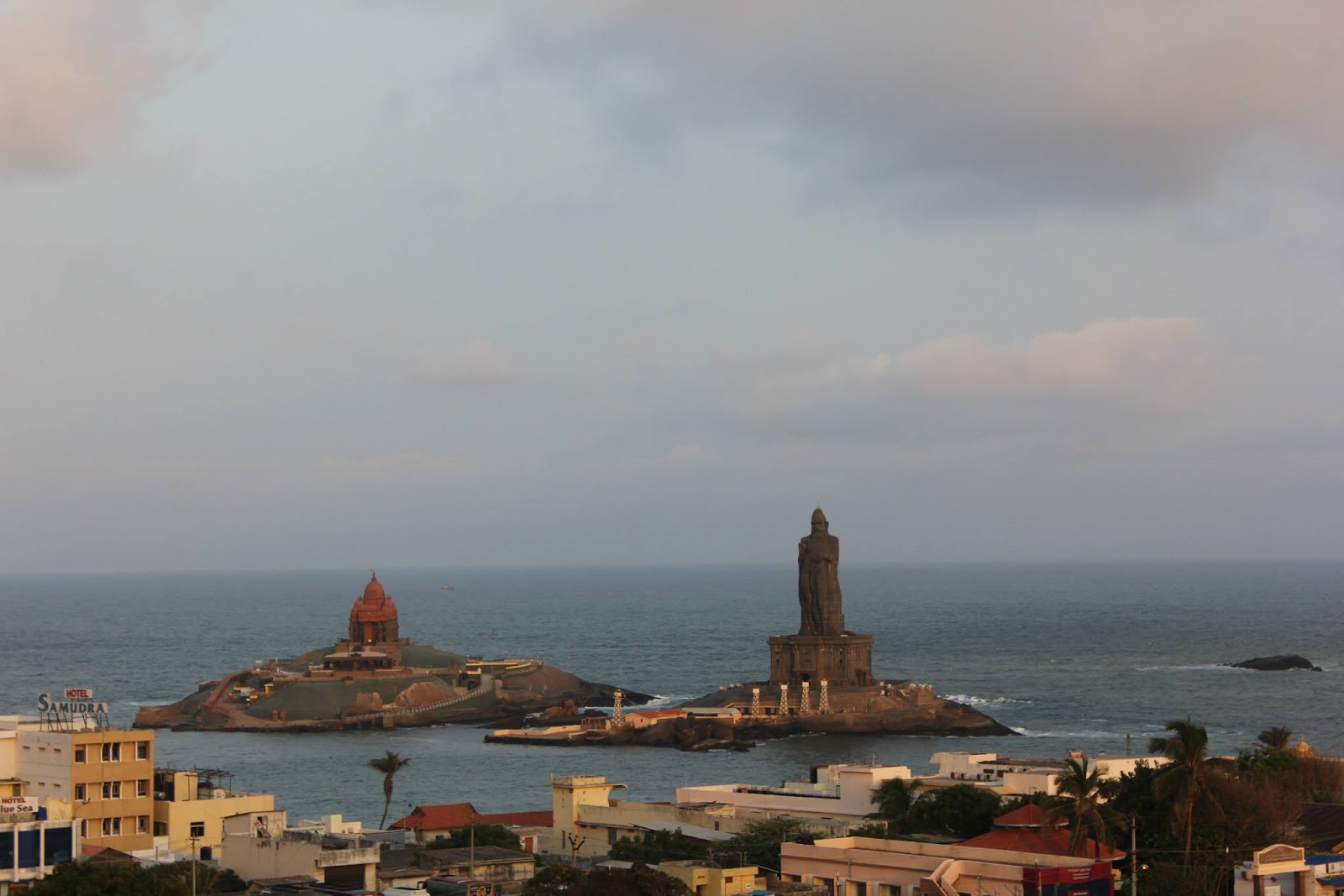 Thiruvalluvar Statue