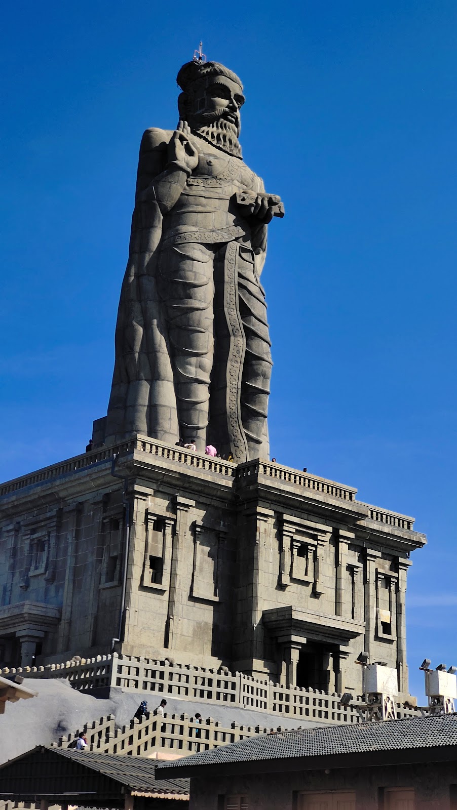 Thiruvalluvar Statue